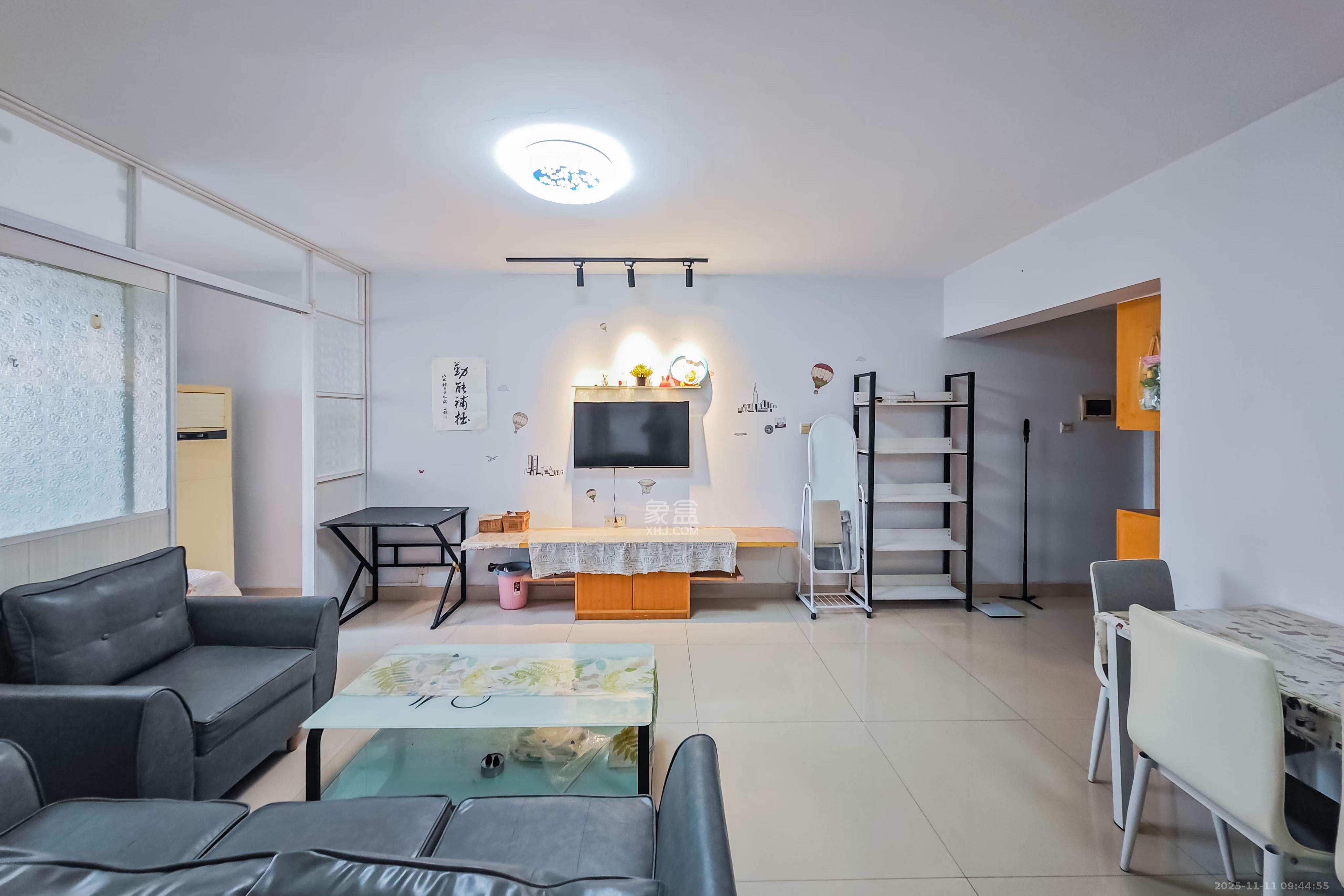 鑫兴佳园  2室1厅1卫    1900.0元/月室内图