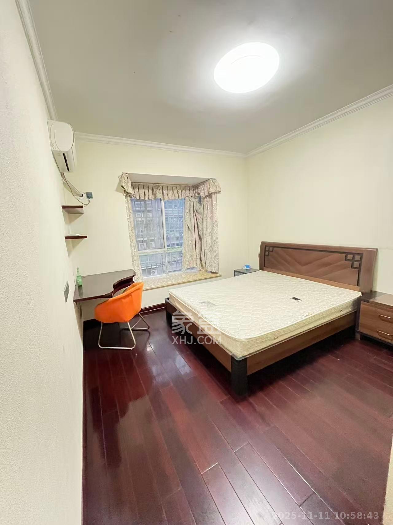 锑都家园  3室2厅2卫    1500.0元/月室内图