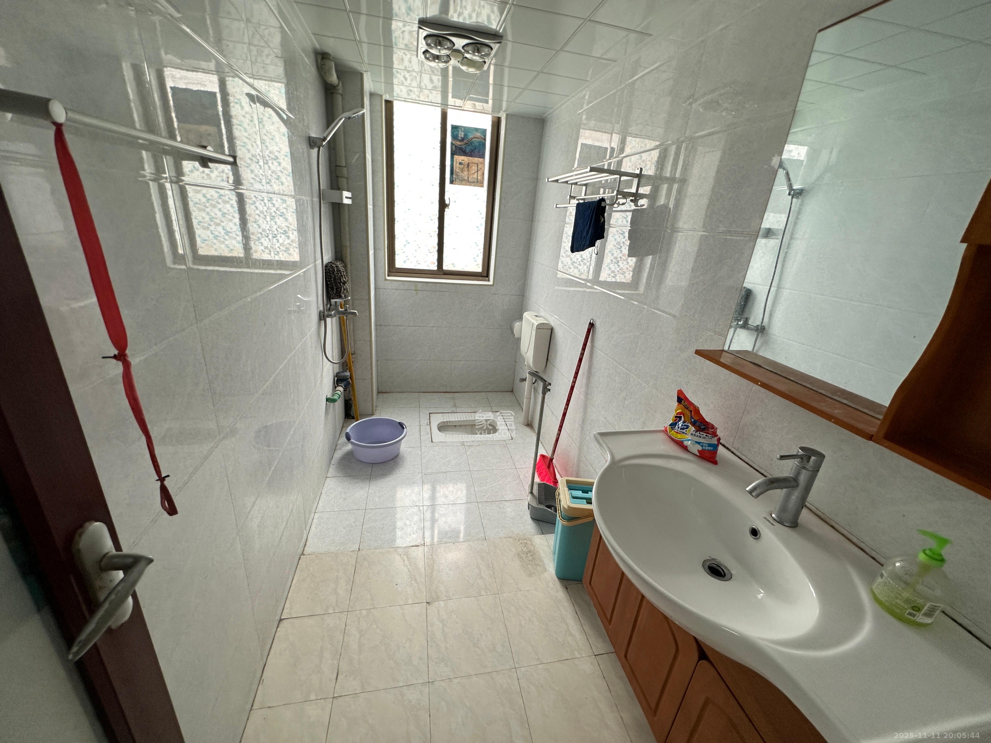 西岸润泽府  6室1厅2卫    3800.0元/月室内图