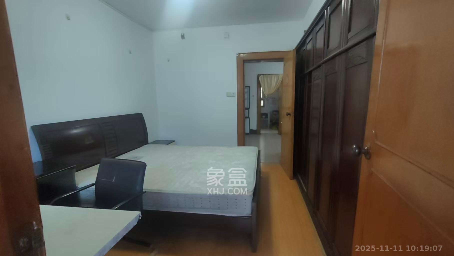 华光外贸  2室1厅1卫    1200.0元/月