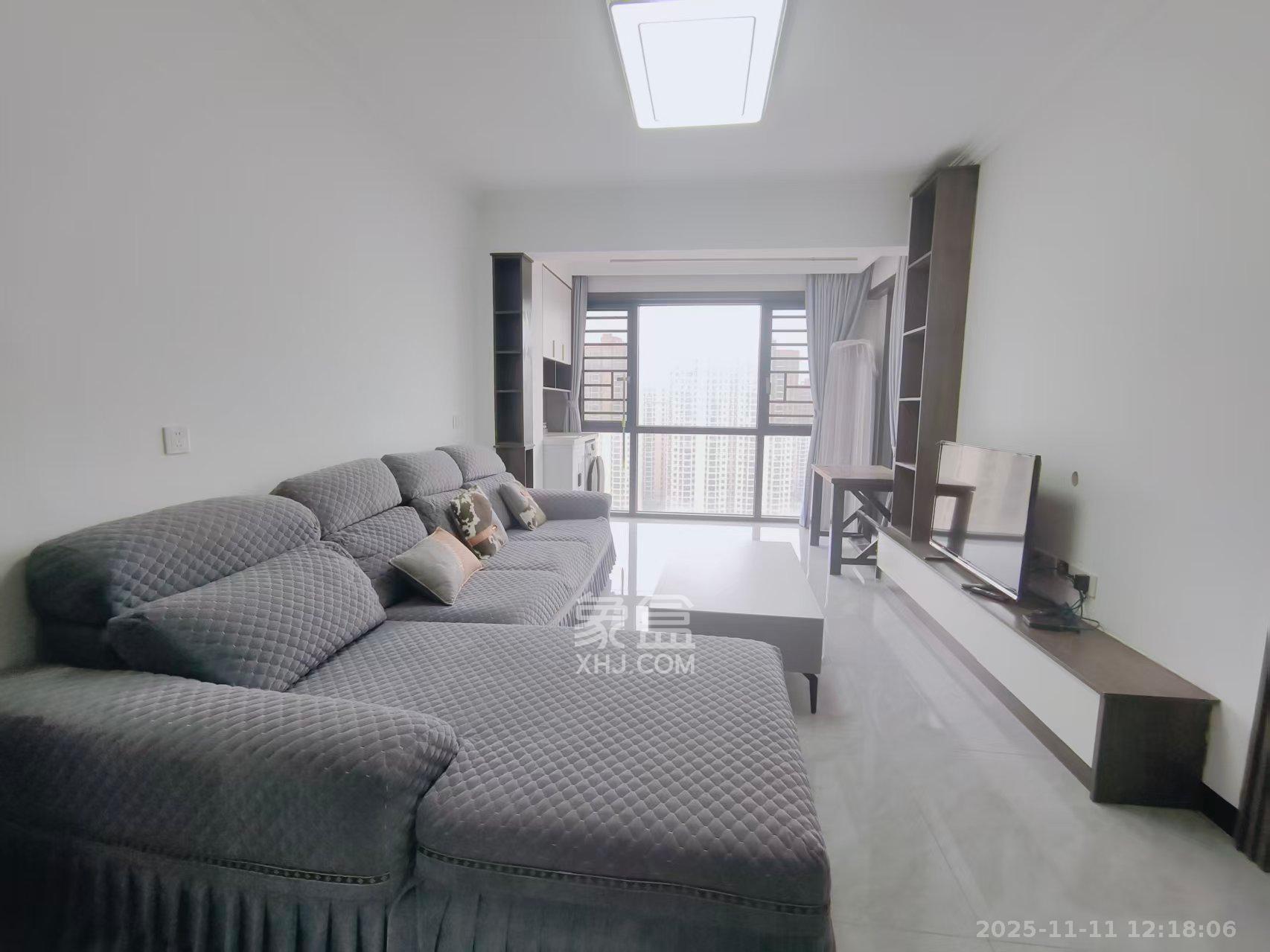 学士翰林苑  1室0厅0卫    1700.0元/月