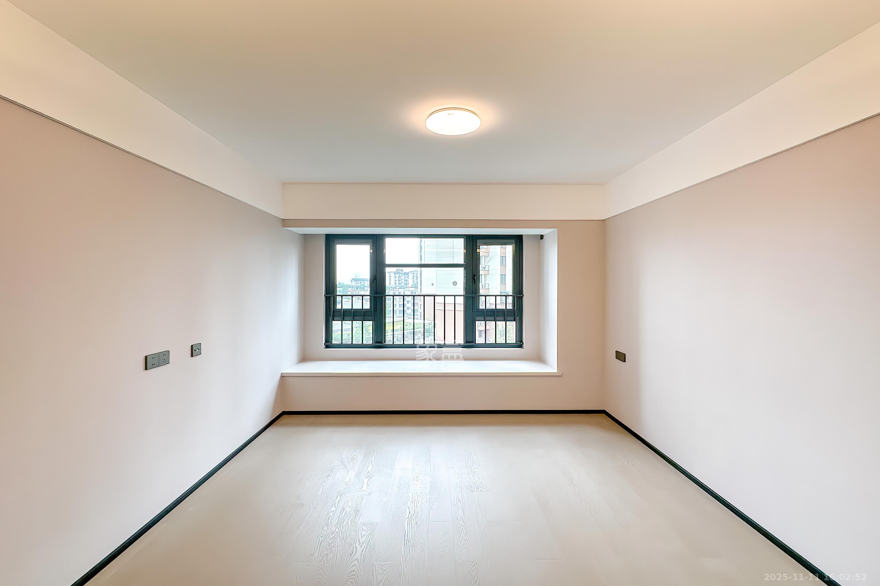 万科半岛国际 3室2厅2卫 180.0万 万科半岛国际 3室2厅2卫 180.0万卧室