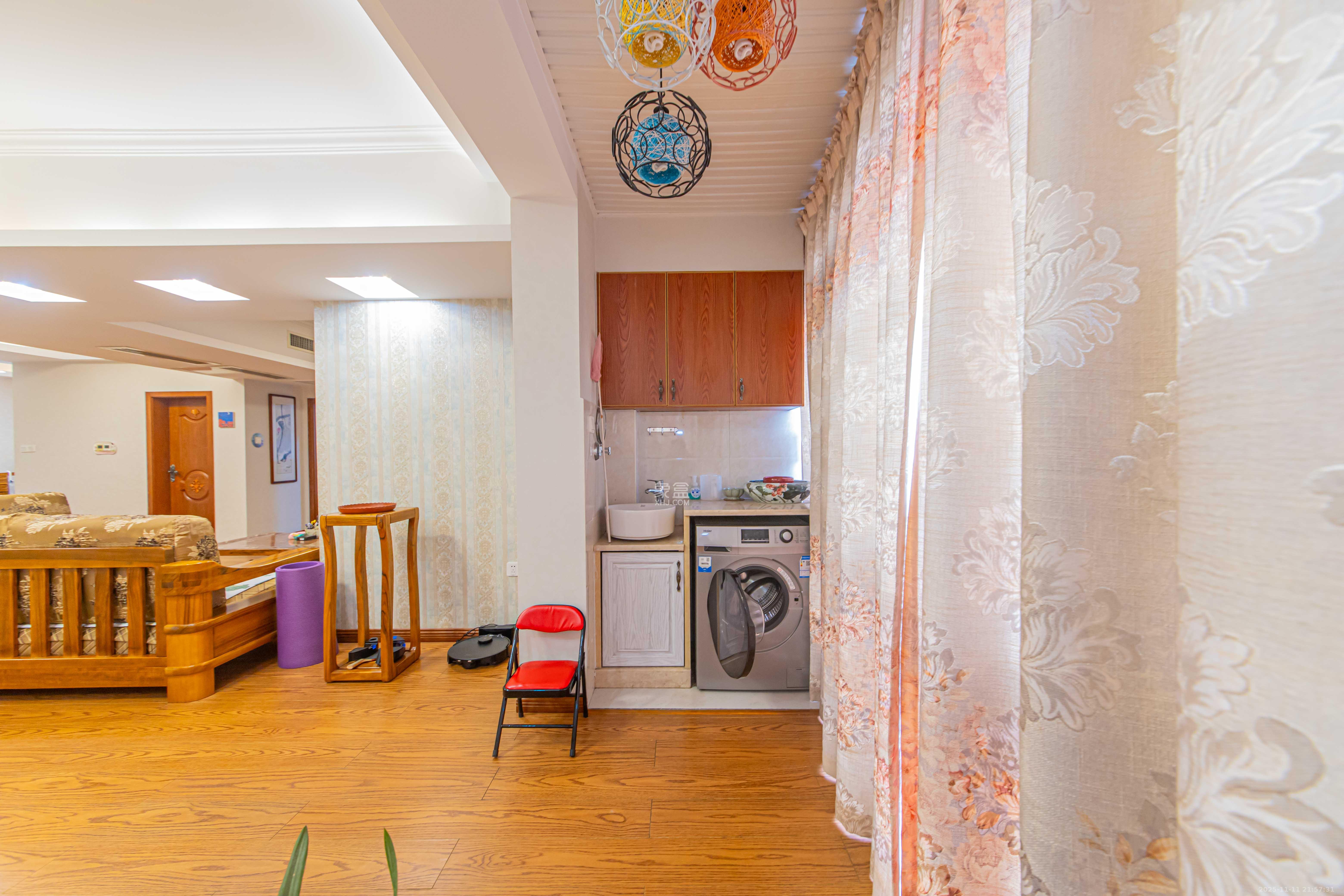 现代雅境园  2室2厅1卫    130.0万阳台