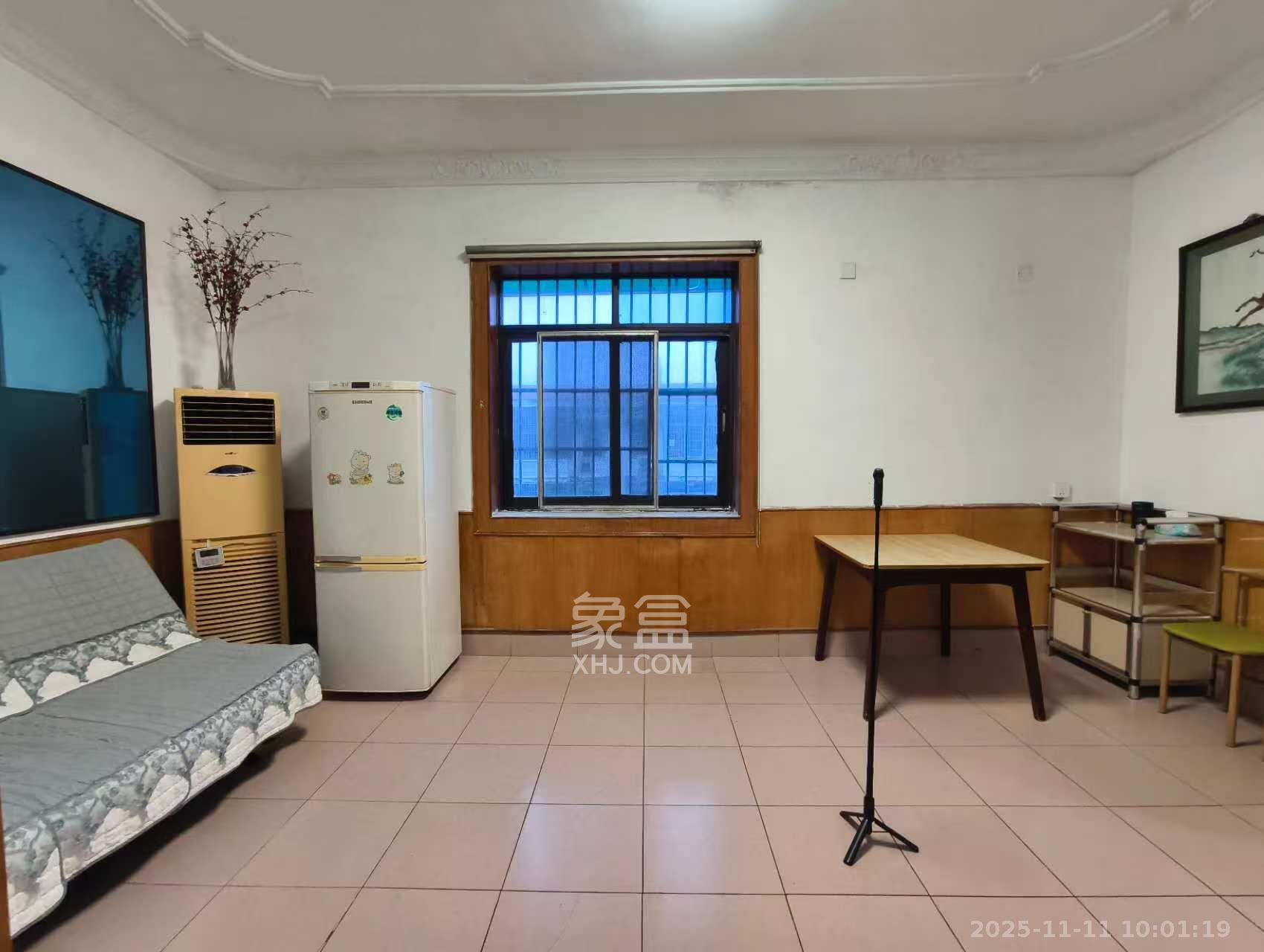 天心物业 3室1厅1卫 1600.0元/月 天心物业 3室1厅1卫 1600.0元/月室内图