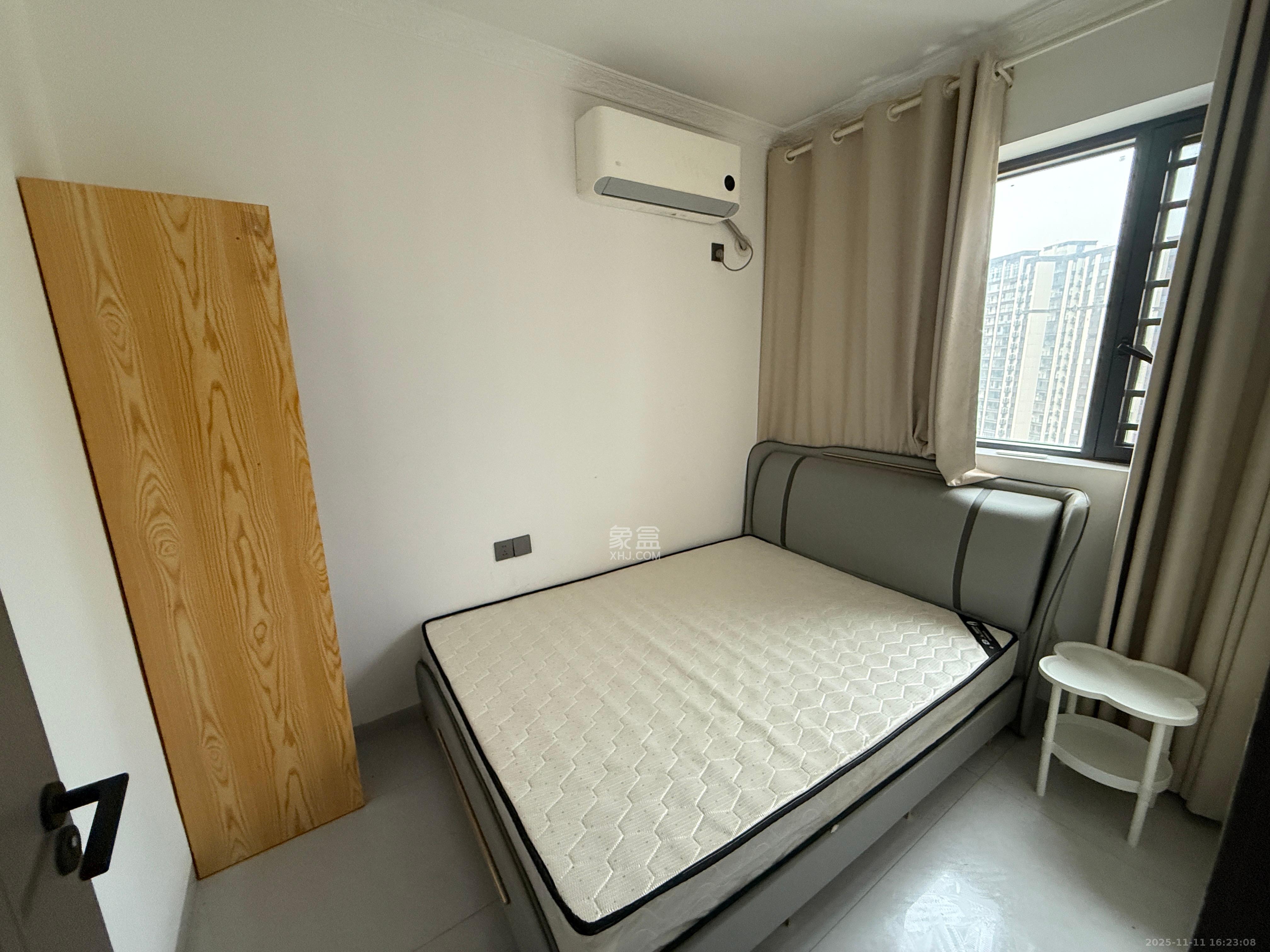 嘉宇银杉（嘉宇西苑）  3室2厅2卫    2300.0元/月室内图