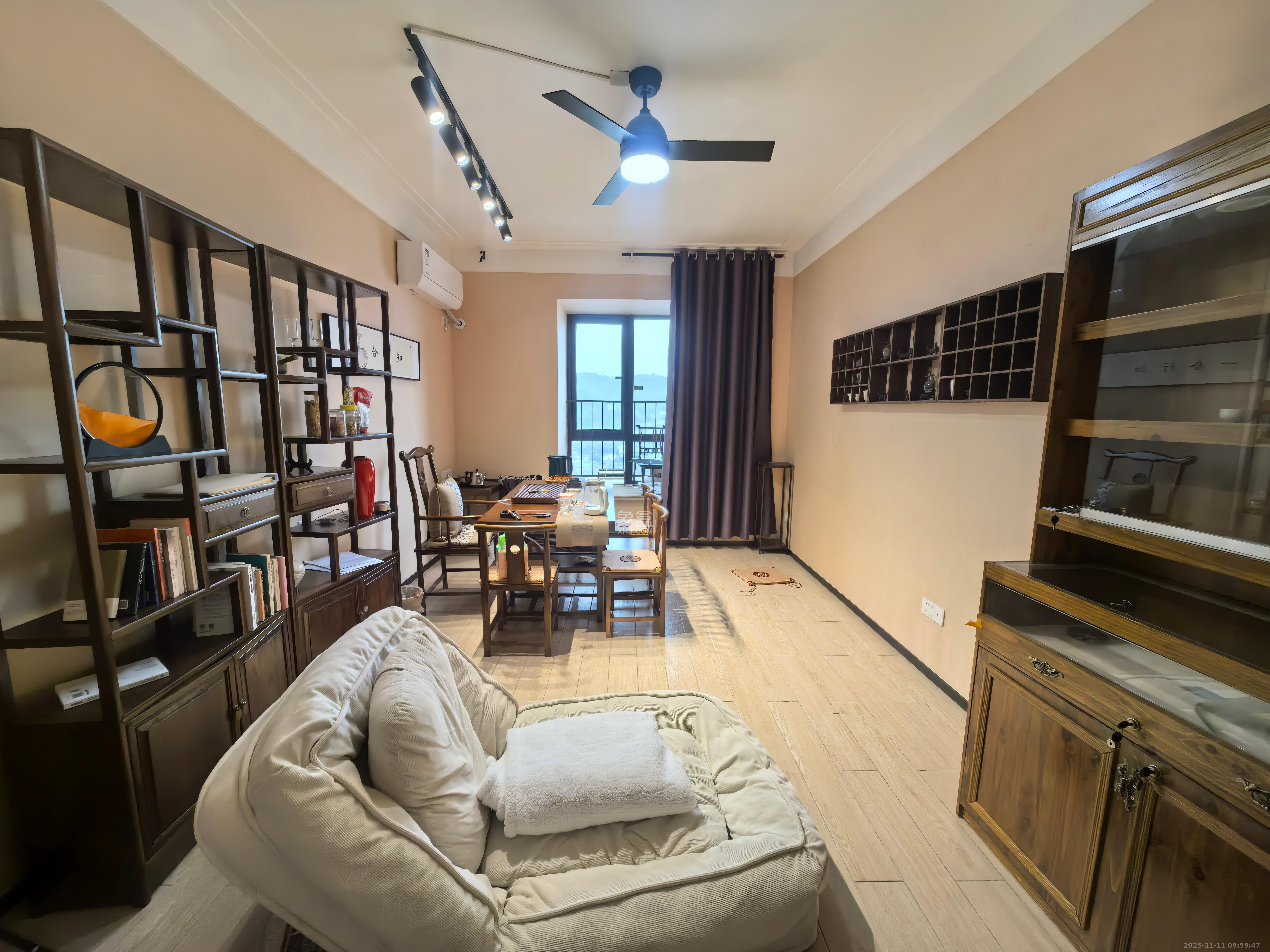 中海国际二期  1室1厅1卫    1000.0元/月