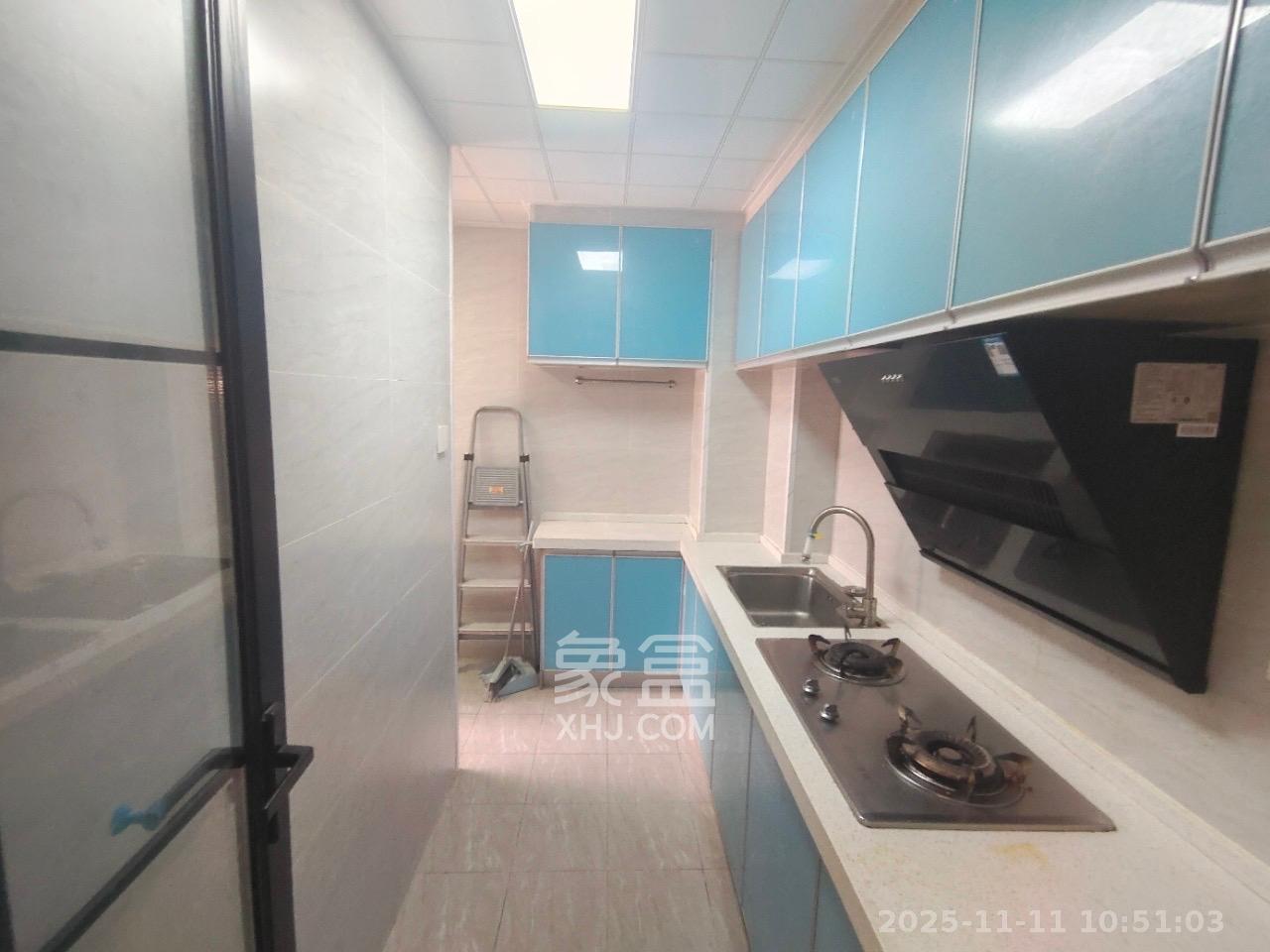 新新花园 2室1厅1卫 2100.0元/月 新新花园 2室1厅1卫 2100.0元/月室内图