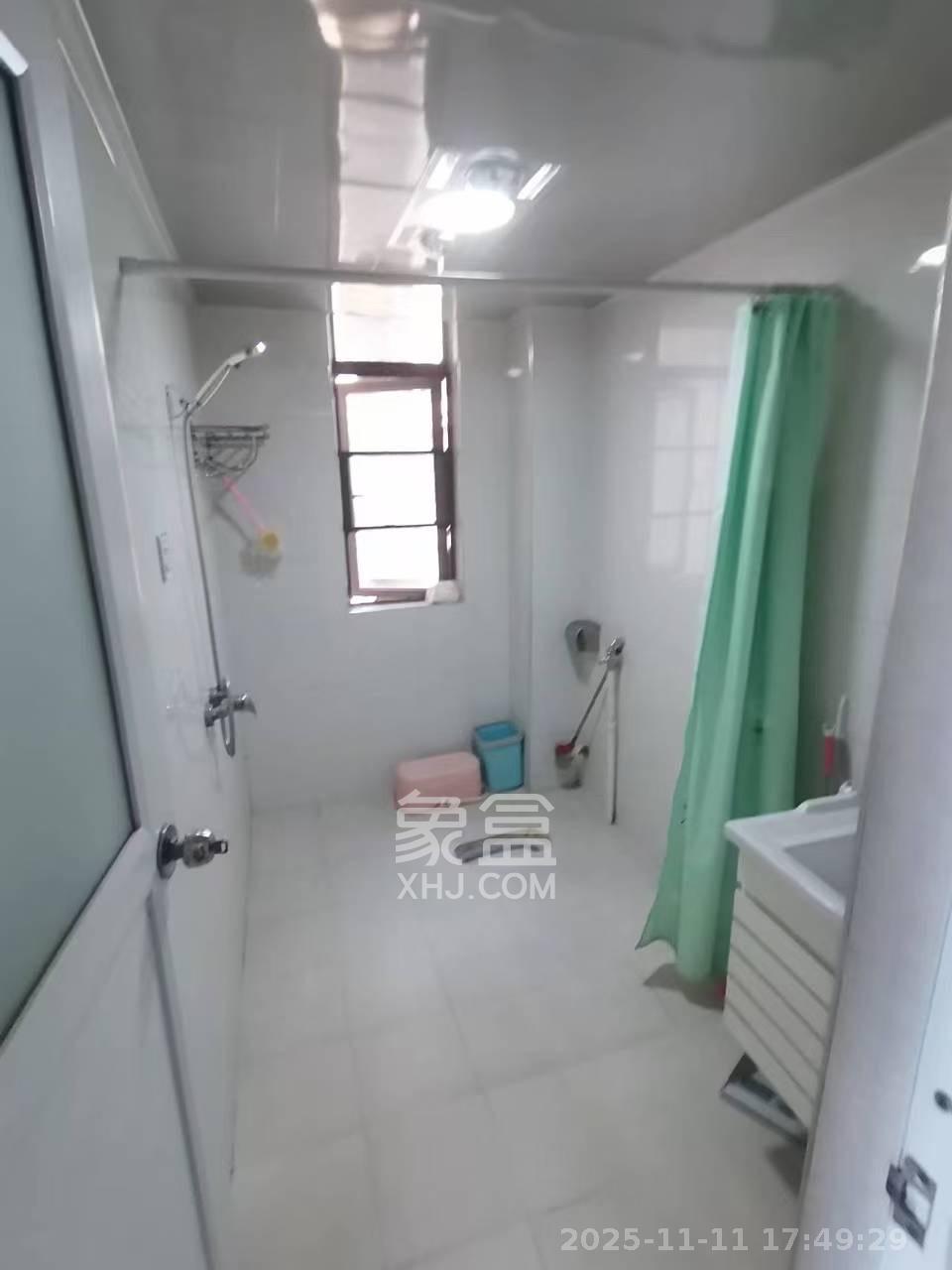 湘域城邦(湘域国际中心) 2室1厅1卫 3200.0元/月 湘域城邦(湘域国际中心) 2室1厅1卫 3200.0元/月室内图