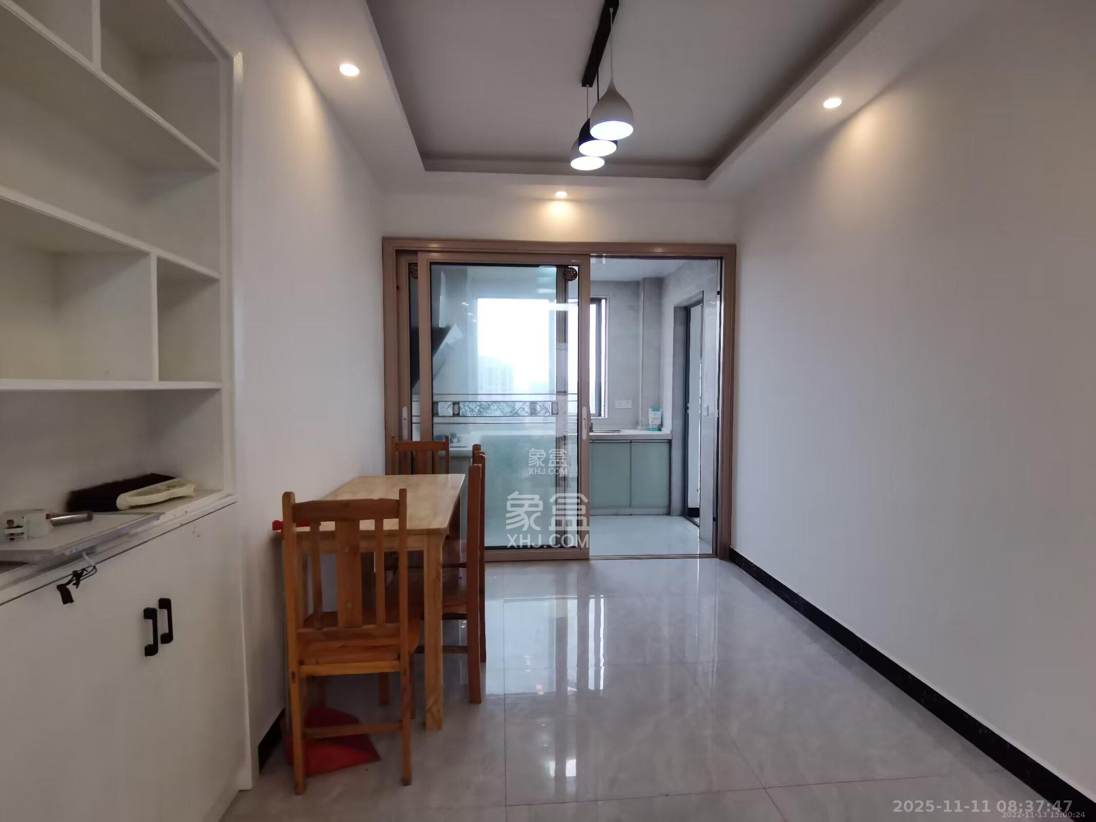 湖湘奥林匹克花园  3室2厅2卫    2200.0元/月室内图