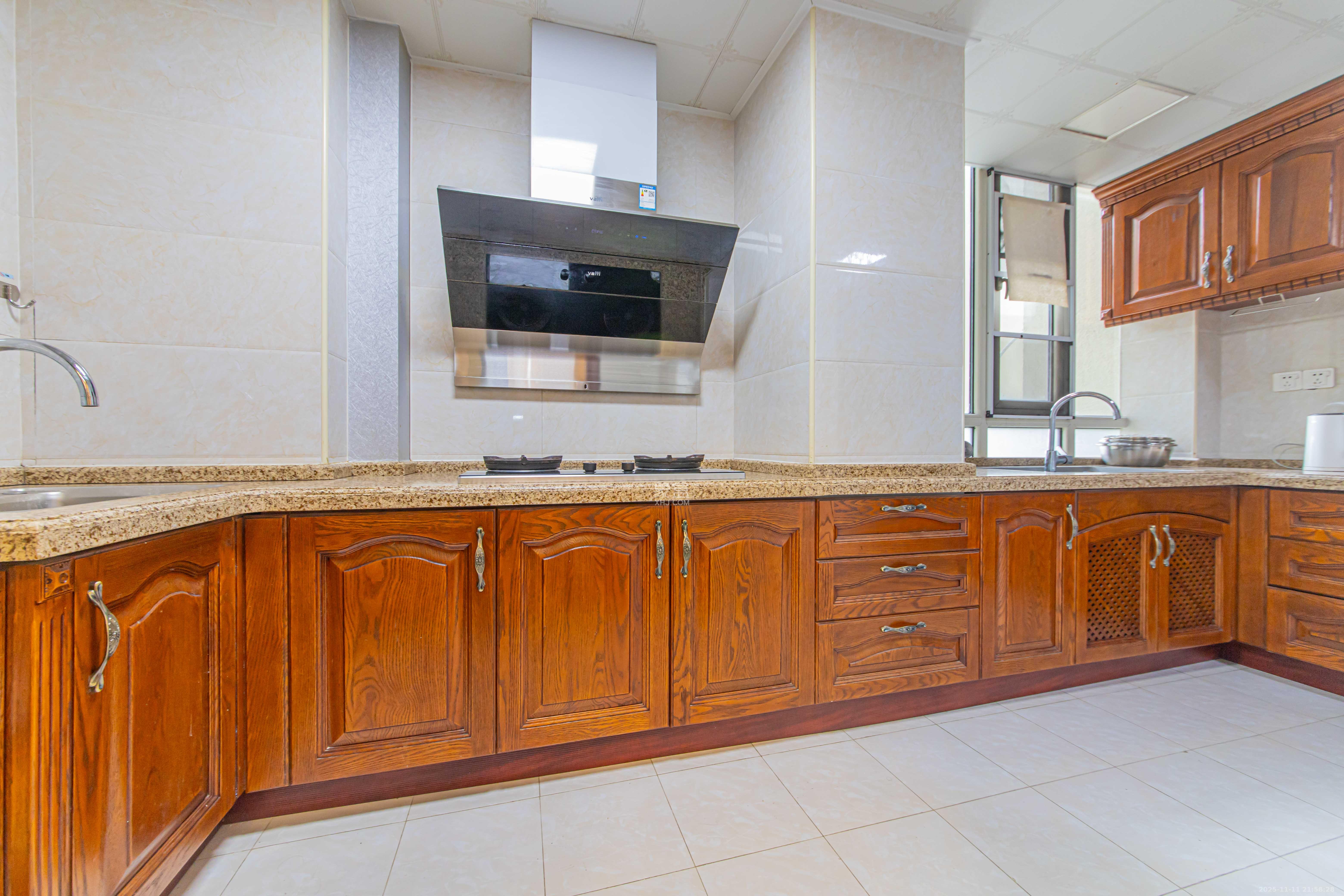 现代雅境园 2室2厅1卫 130.0万 现代雅境园 2室2厅1卫 130.0万厨房