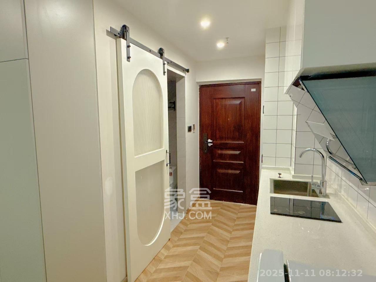 万润时光里 1室1厅1卫 1800.0元/月 万润时光里 1室1厅1卫 1800.0元/月室内图