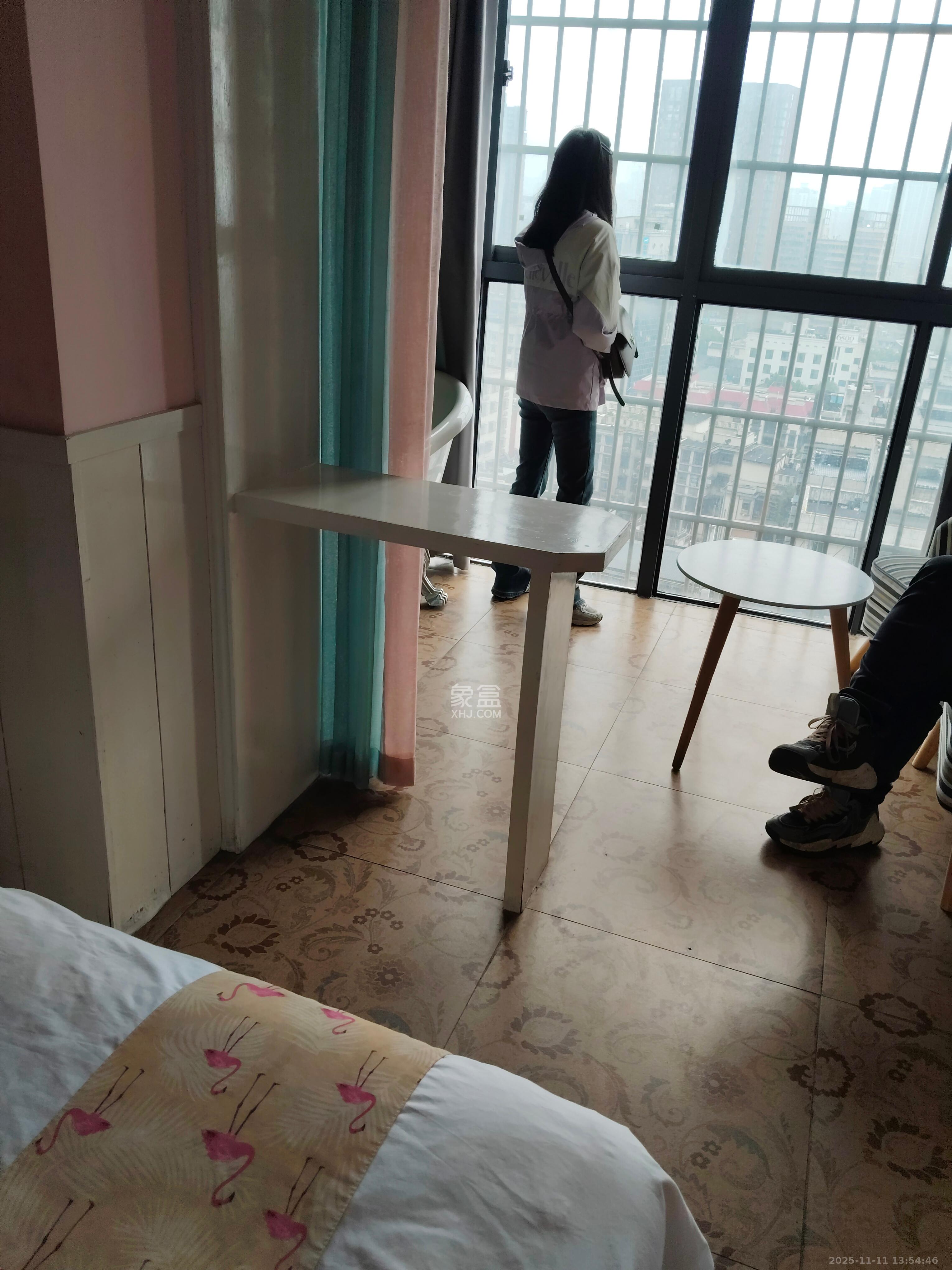 城市生活家  1室0厅0卫    8000.0元/月室内图