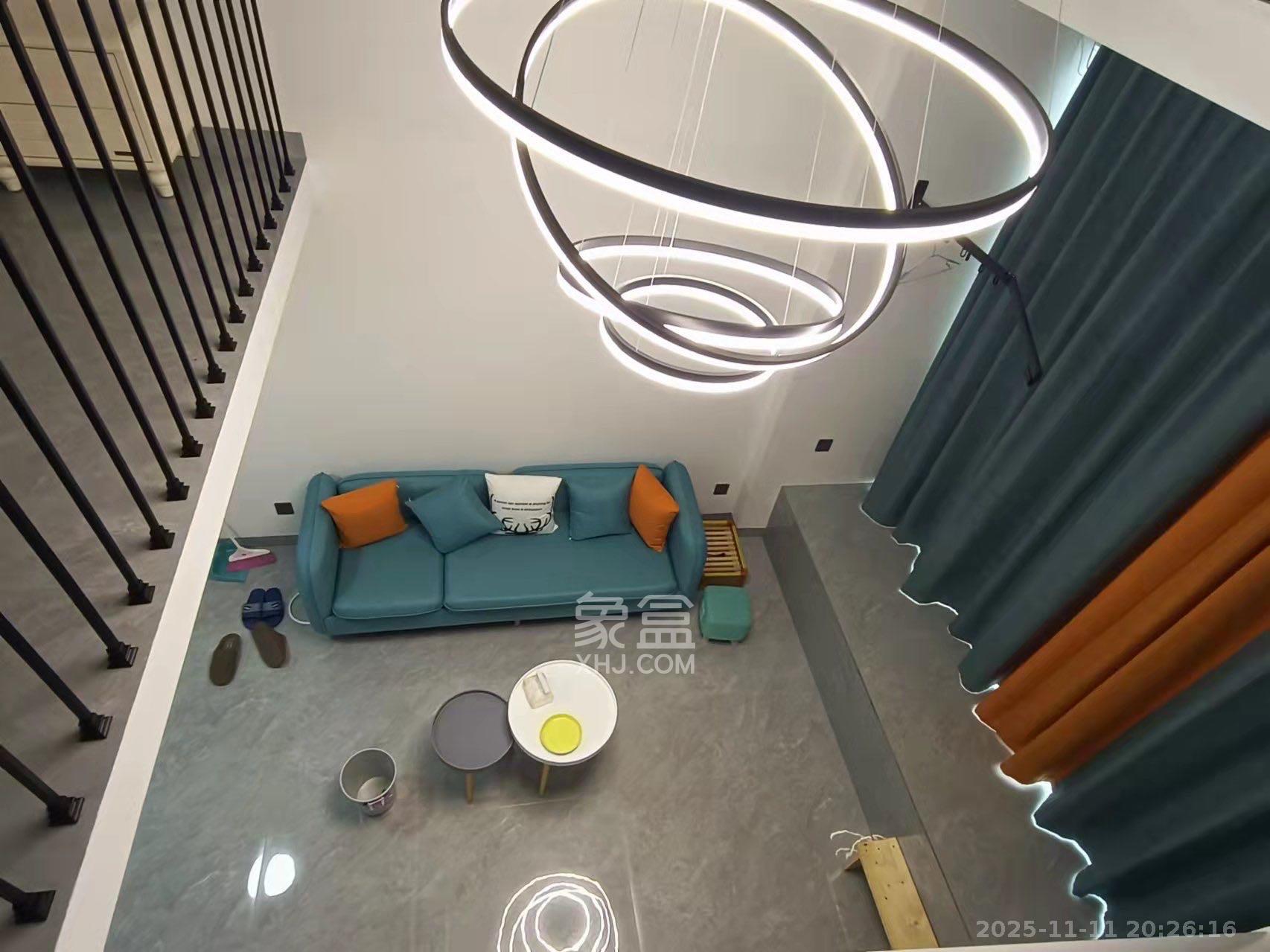 中交广场公寓  1室1厅1卫    2000.0元/月室内图