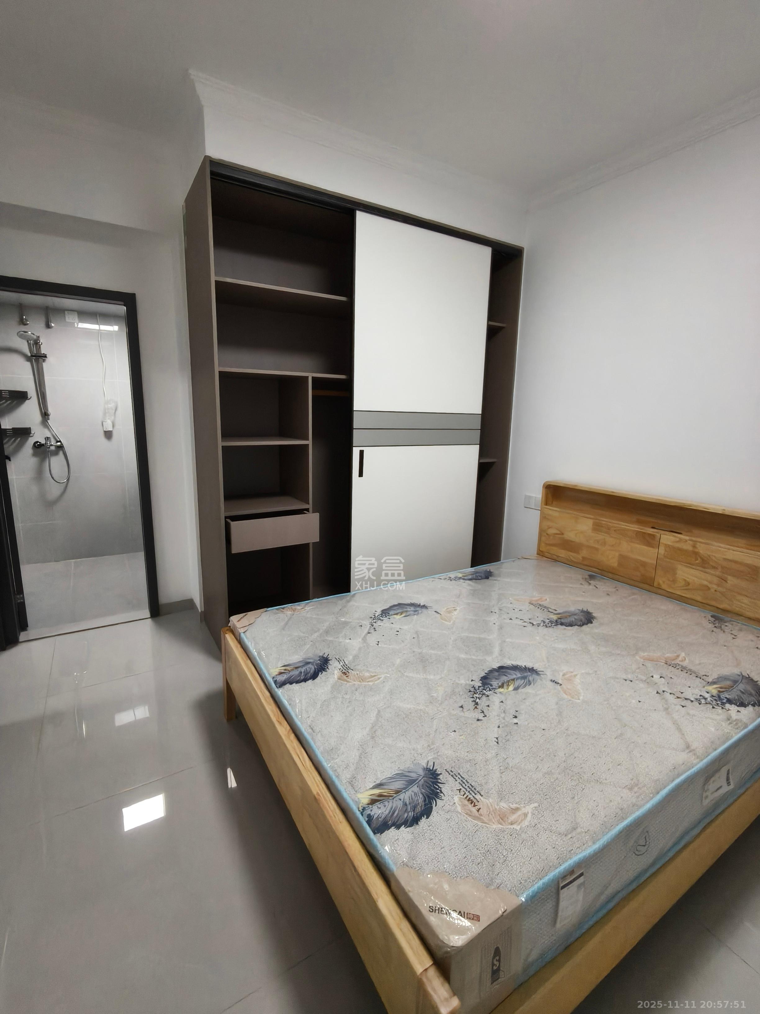 和景家园二期 1室1厅1卫 1300.0元/月 和景家园二期 1室1厅1卫 1300.0元/月室内图