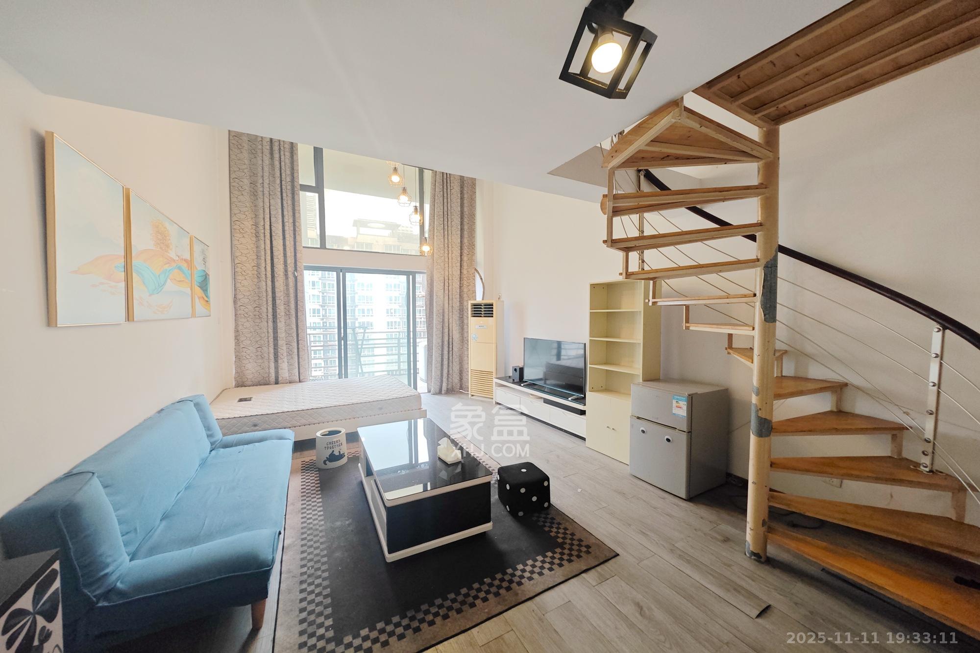 格蓝康都 1室1厅1卫 36.8万 格蓝康都 1室1厅1卫 36.8万客厅