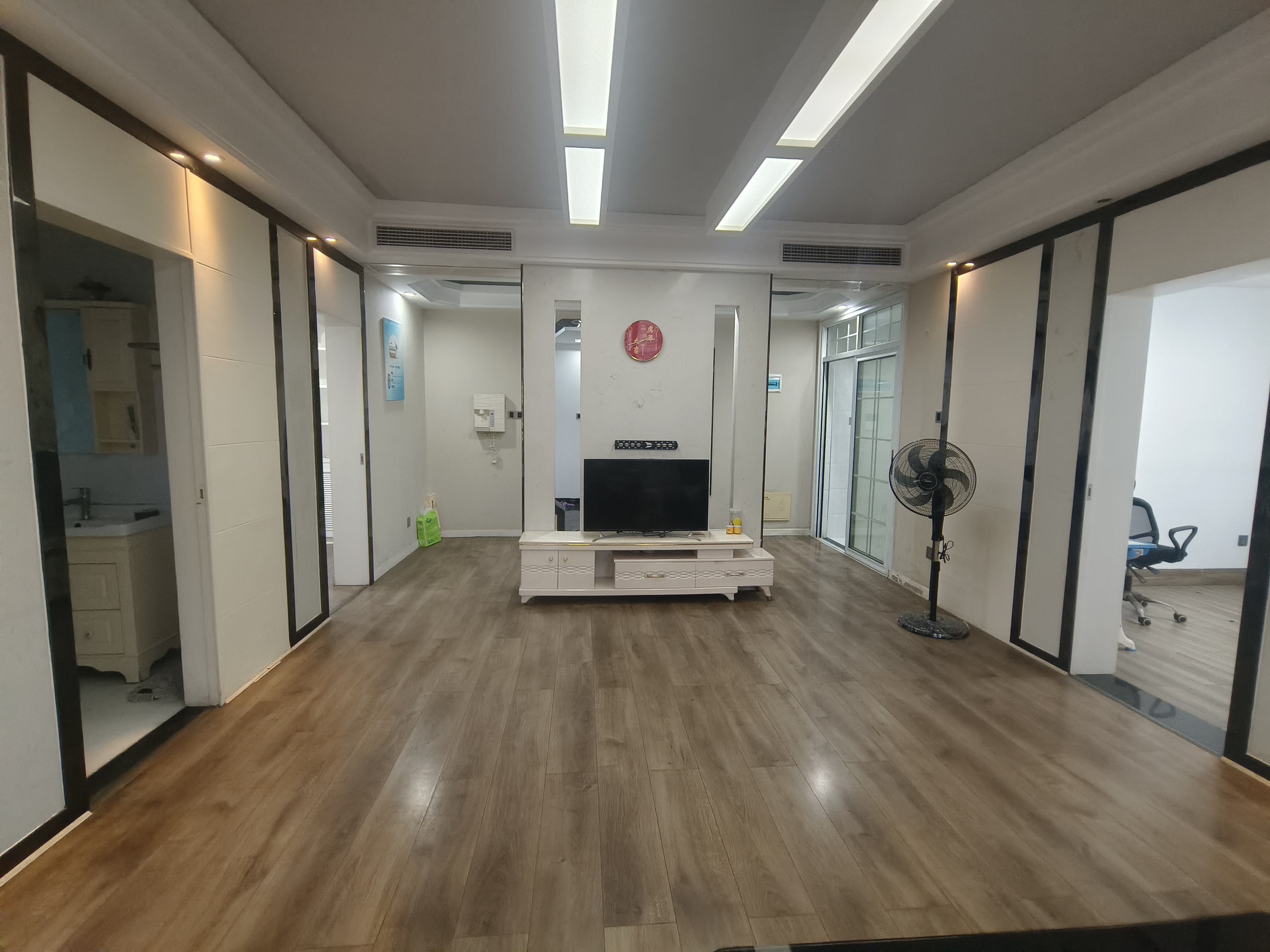 南苑上和二期  3室2厅1卫    3000.0元/月室内图