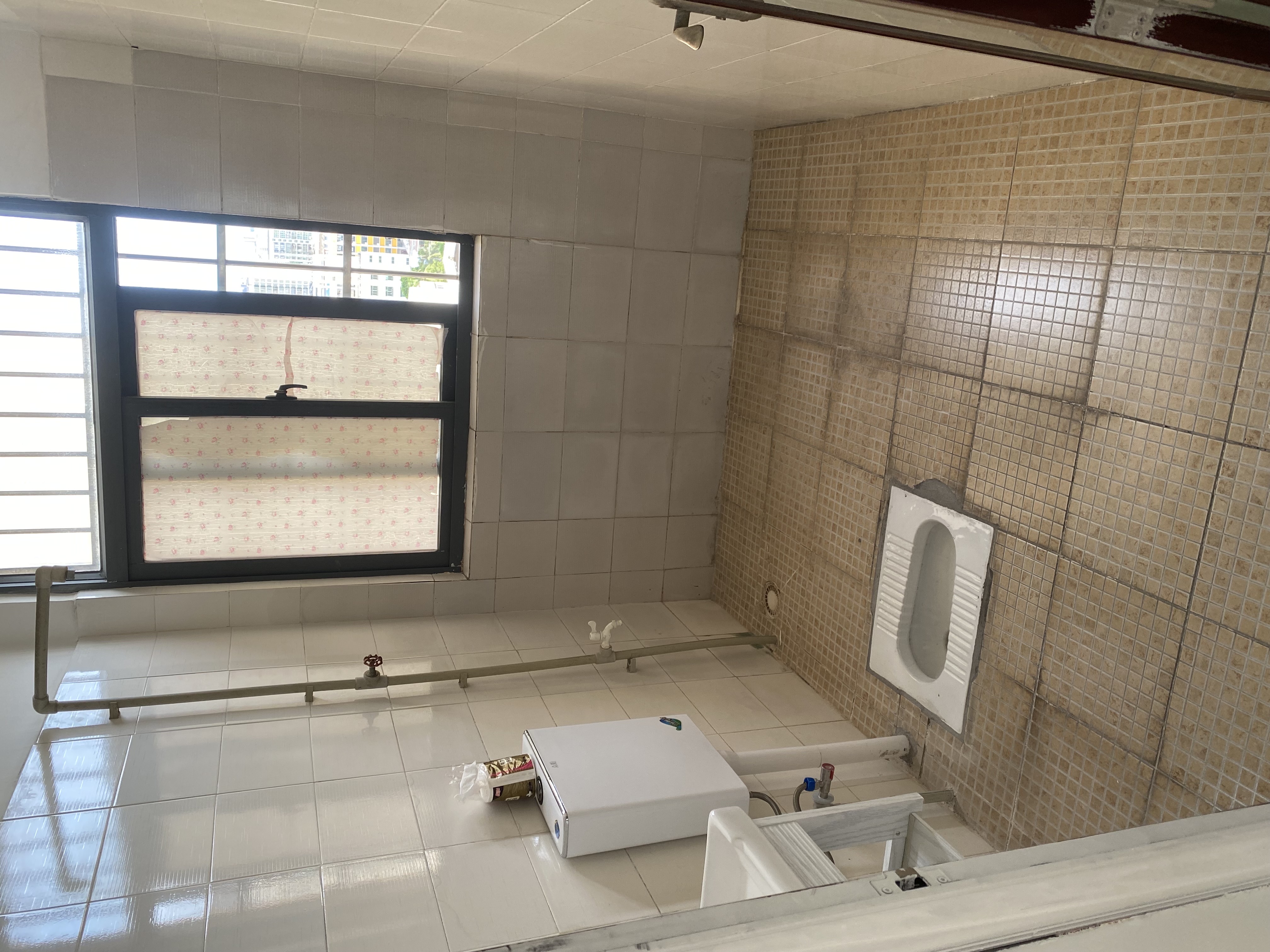 金海广场  3室2厅2卫    2600.0元/月室内图