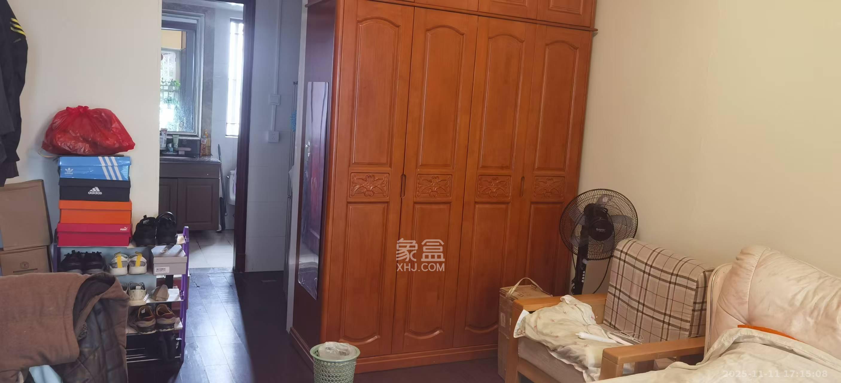 恒大雅苑 1室1厅1卫 1060.0元/月 恒大雅苑 1室1厅1卫 1060.0元/月室内图