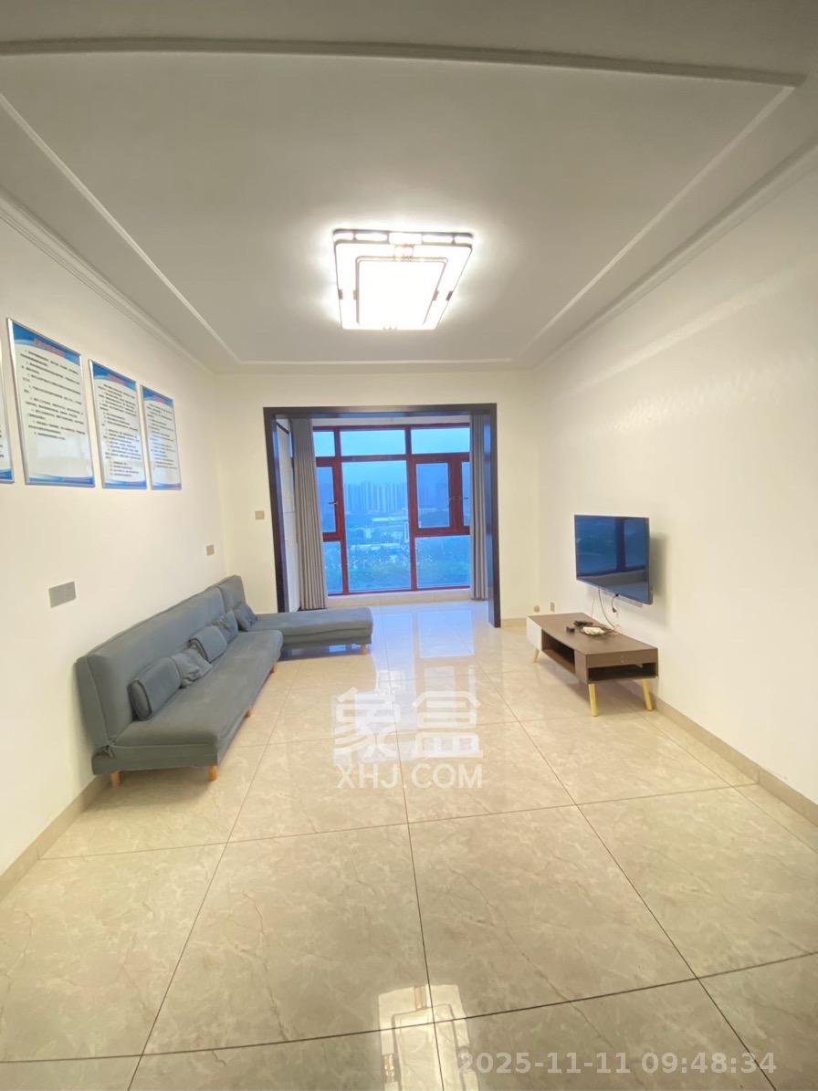 恒生碧水龙庭  3室2厅1卫    2000.0元/月