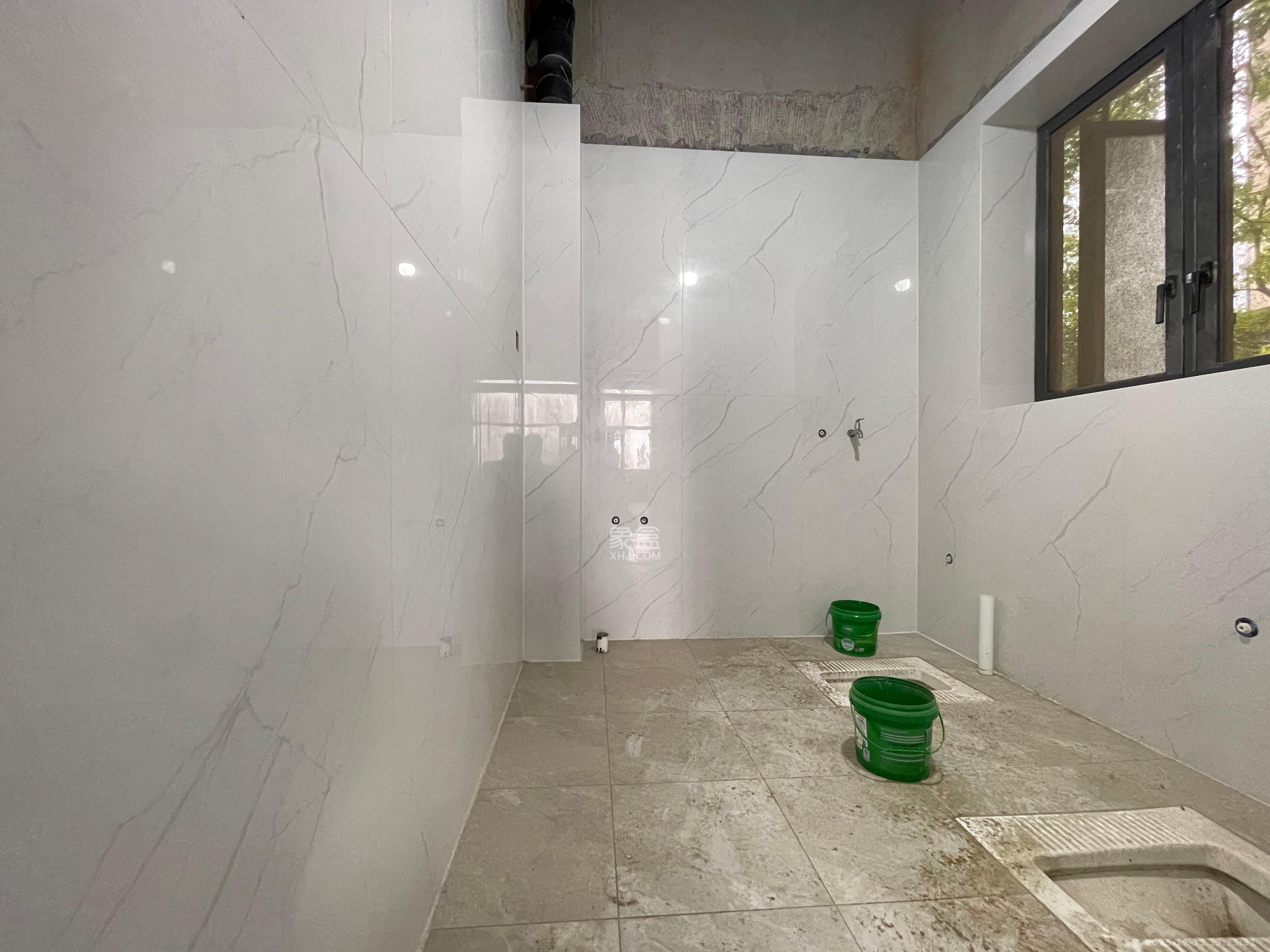 恒大名都   224.0㎡      6000.0元/月室内图