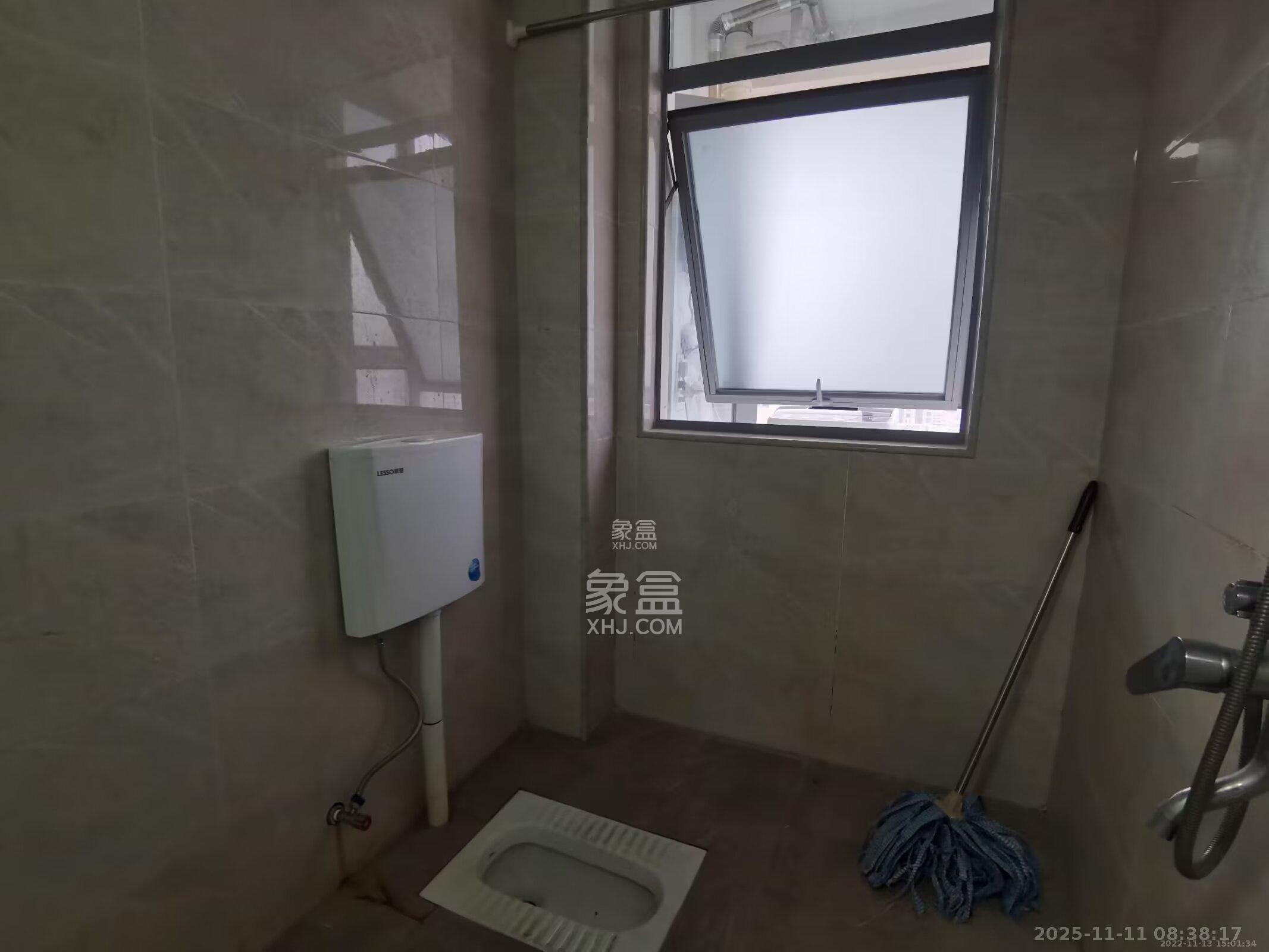 湖湘奥林匹克花园  3室2厅2卫    2200.0元/月室内图