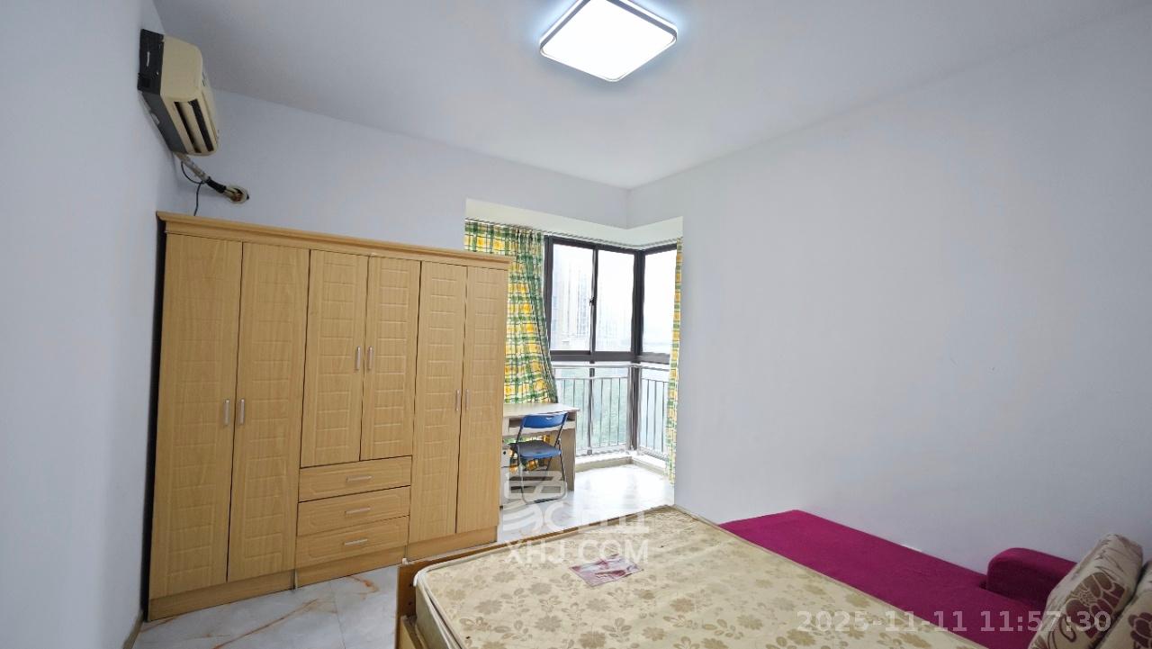 万树丹堤  1室2厅2卫    2100.0元/月