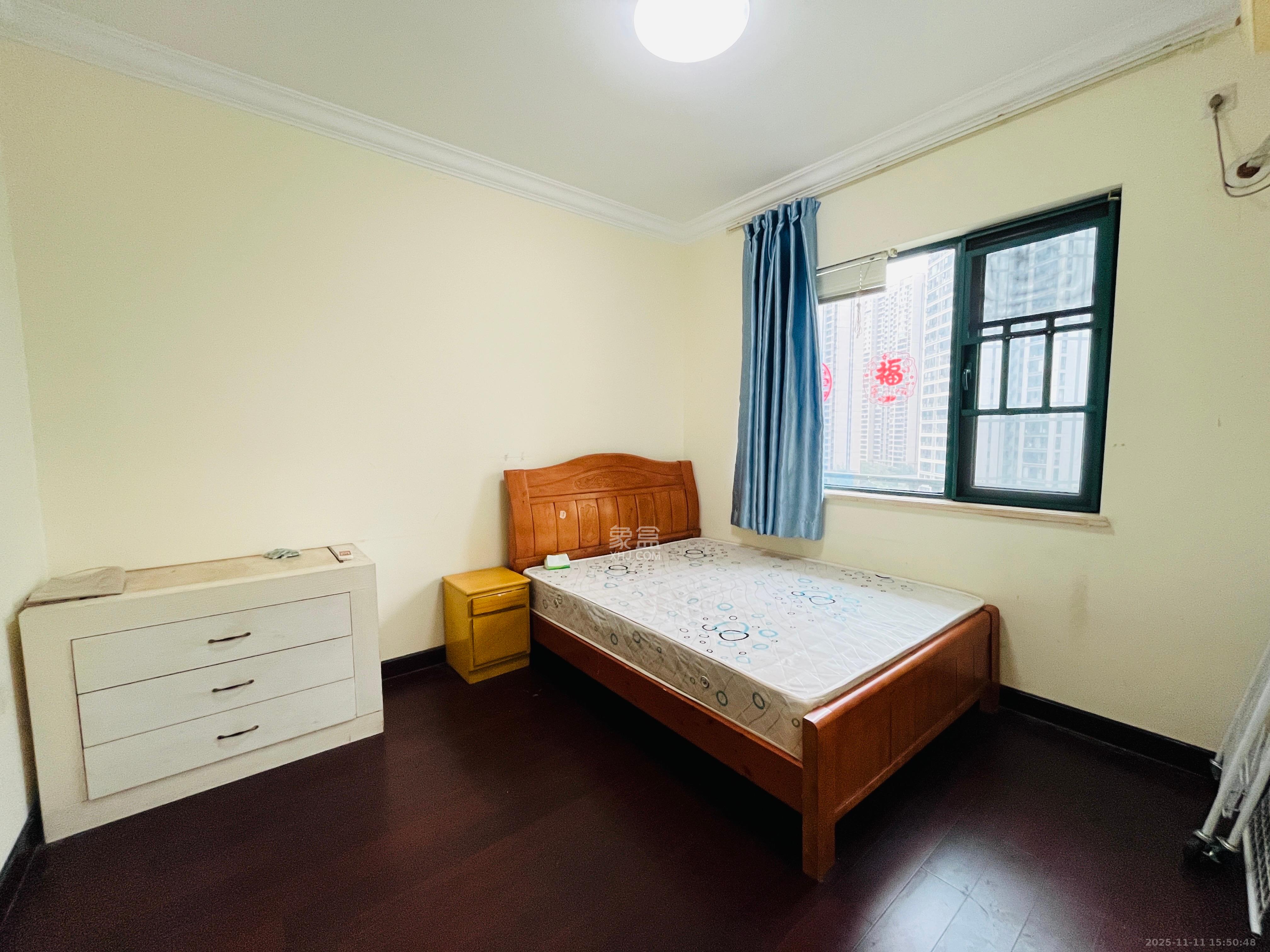 恒大御景湾  3室2厅2卫    3200.0元/月室内图