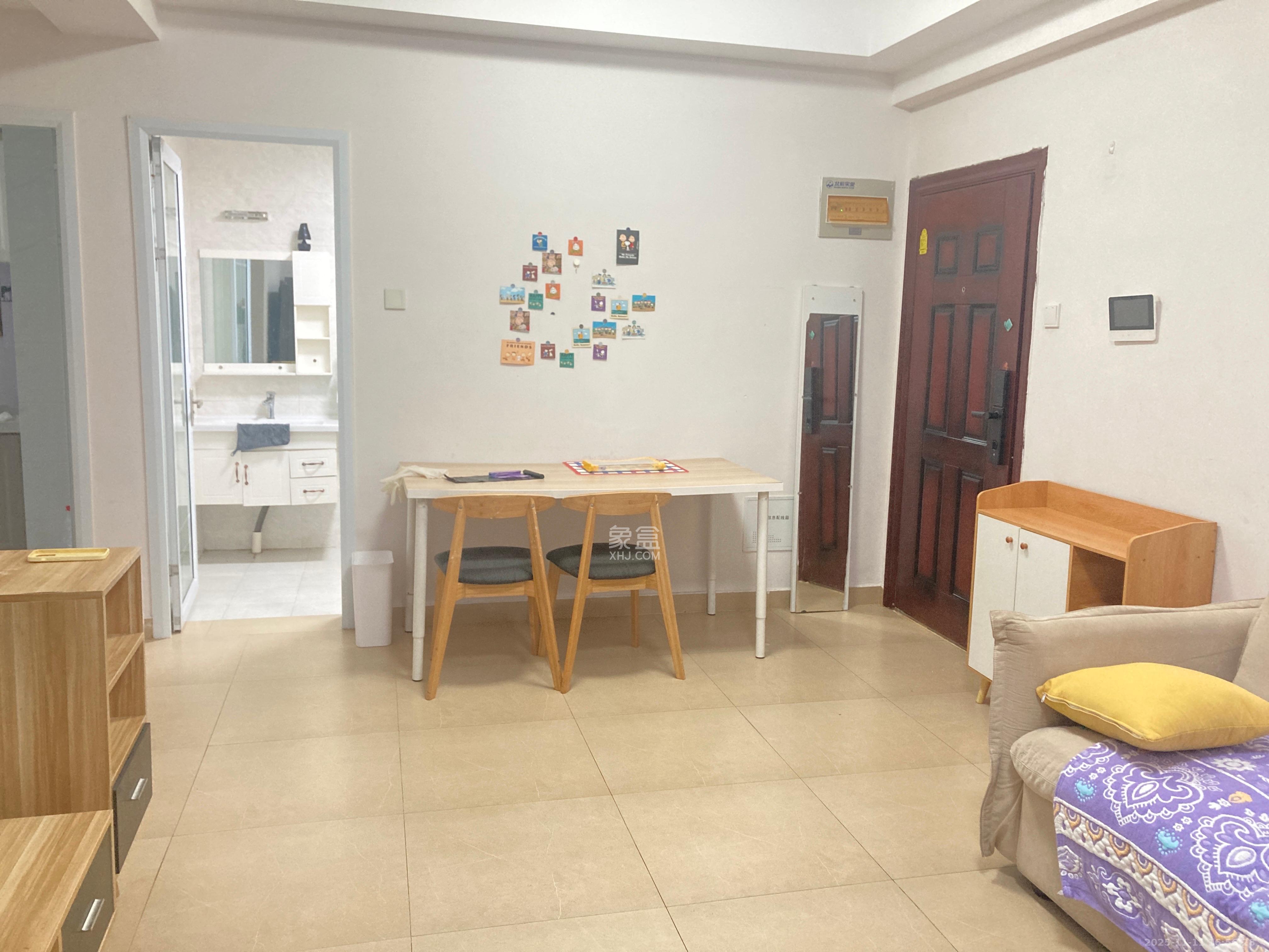 北辰三角洲E4区  2室1厅1卫    2500.0元/月室内图