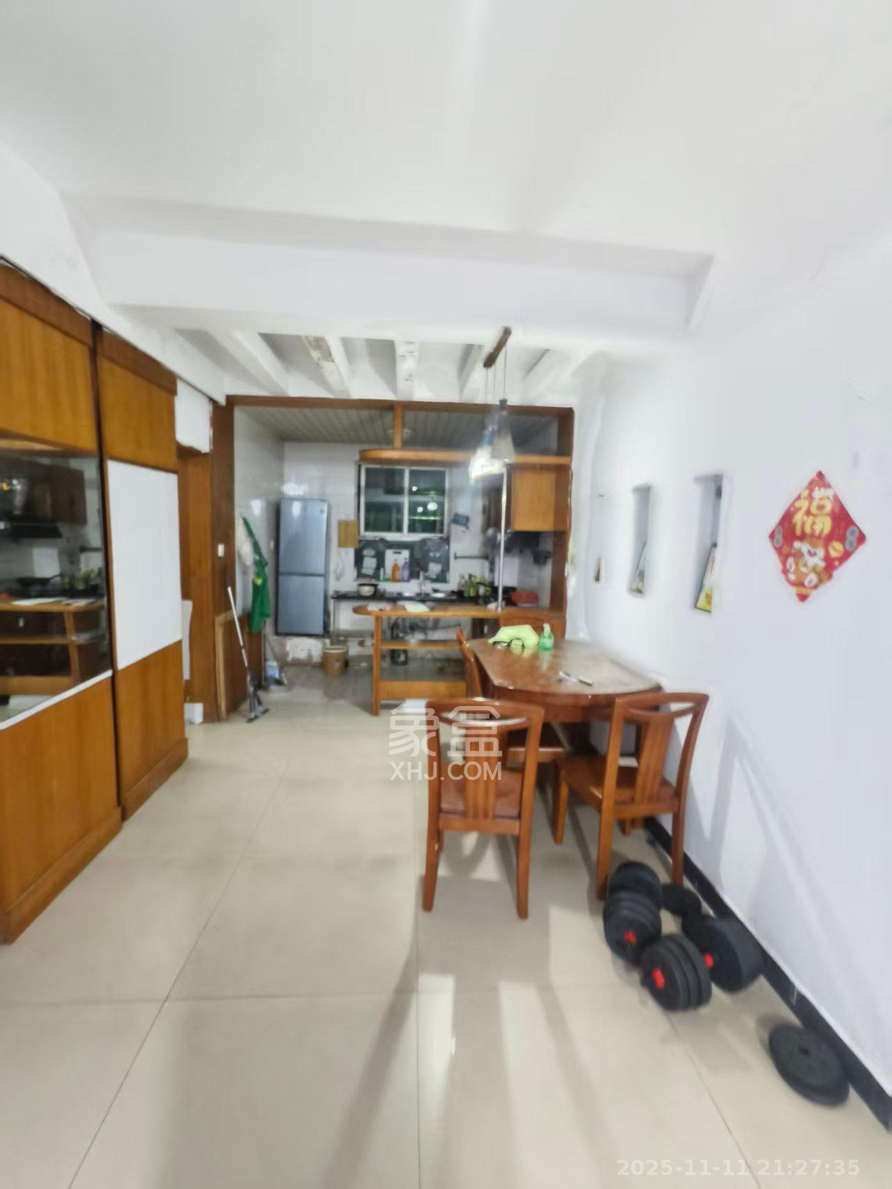 佳远小区(汽车西站) 2室2厅1卫 1400.0元/月 佳远小区(汽车西站) 2室2厅1卫 1400.0元/月室内图