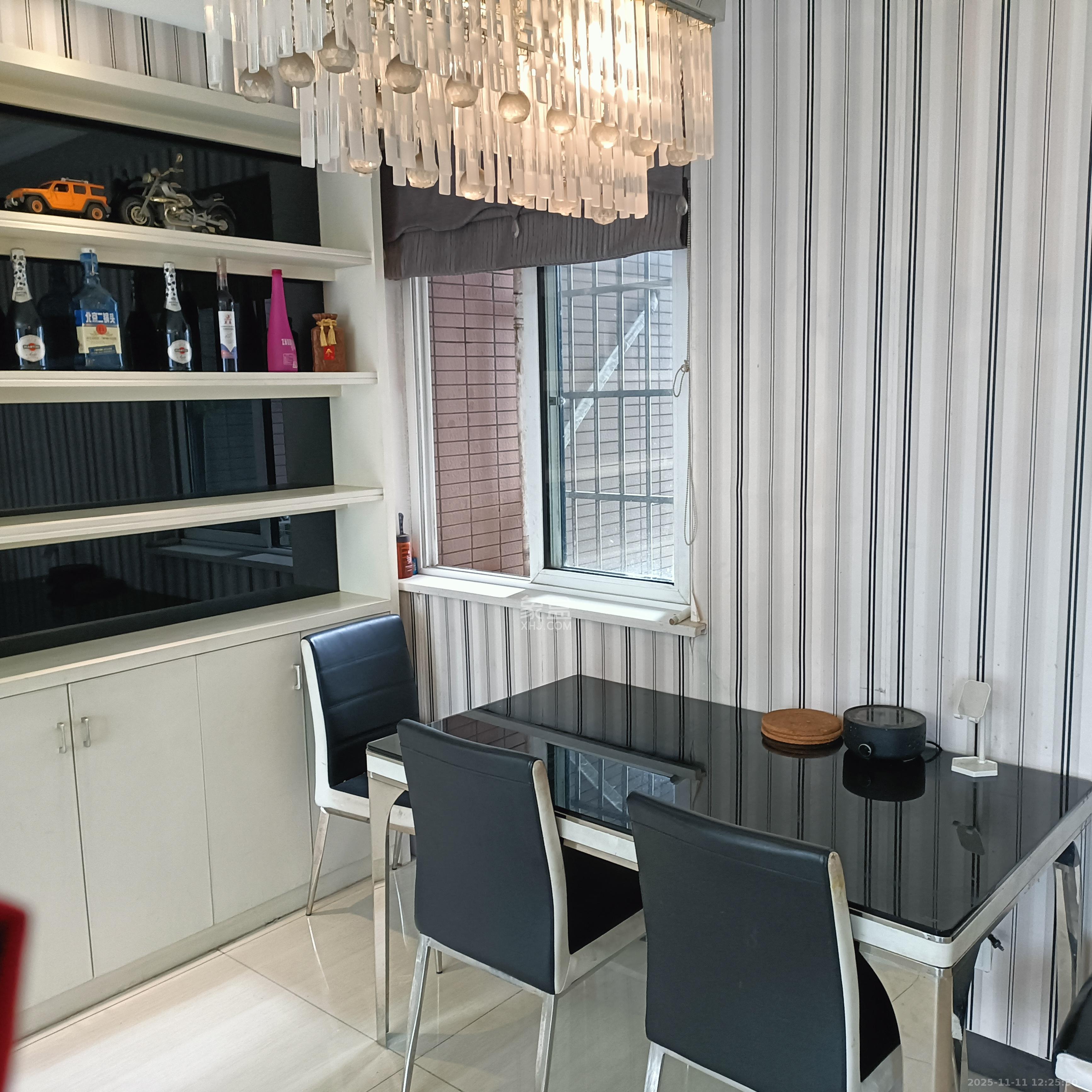 鑫科明珠  2室2厅1卫    2100.0元/月室内图