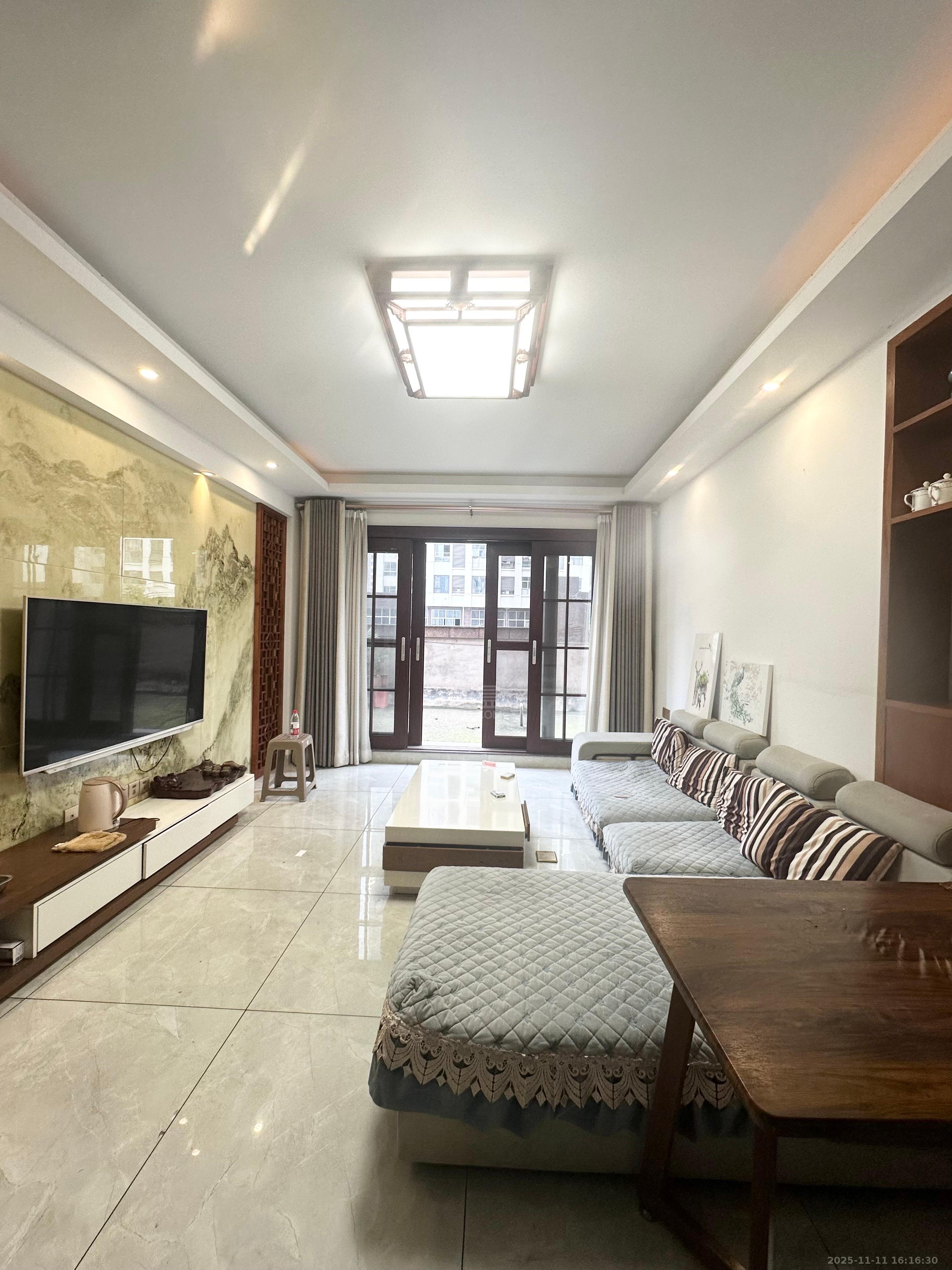 西郡佳园 1室0厅0卫 2000.0元/月 西郡佳园 1室0厅0卫 2000.0元/月室内图