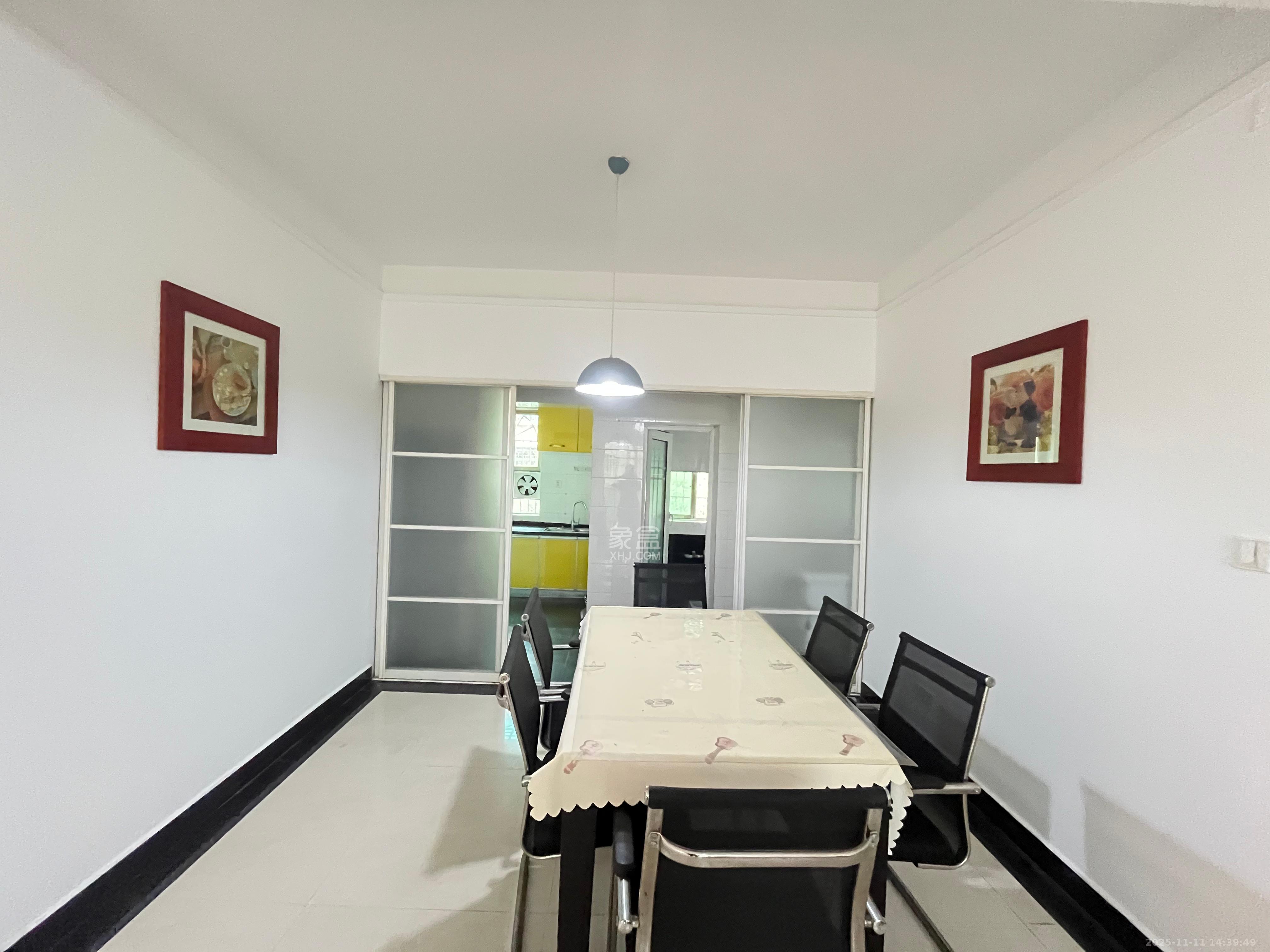 长沙市邮政宿舍（古汉邮局宿舍）  4室2厅2卫    2700.0元/月室内图