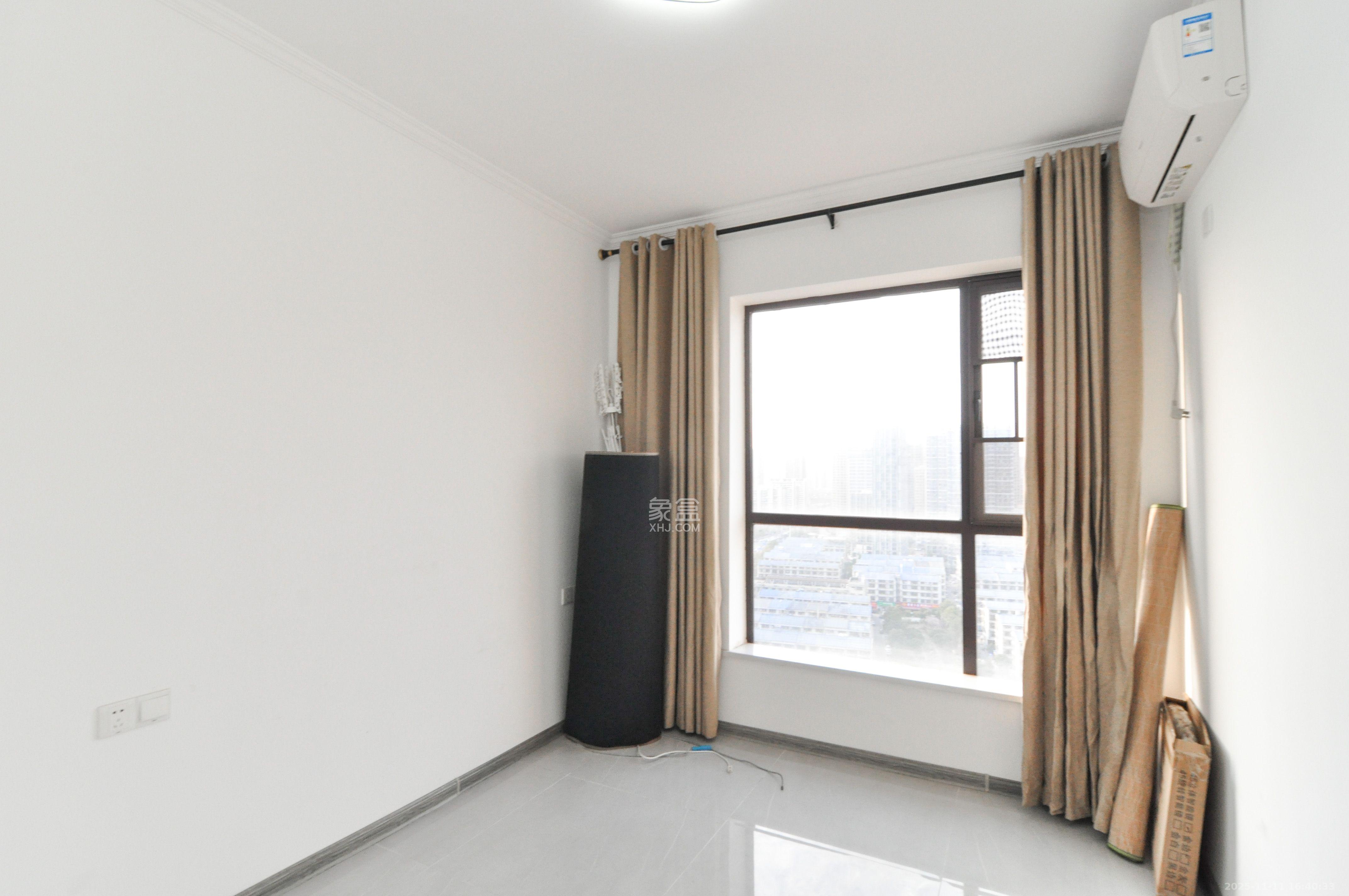 梅溪湖金茂悦（金悦雅苑）  4室2厅2卫    3500.0元/月室内图