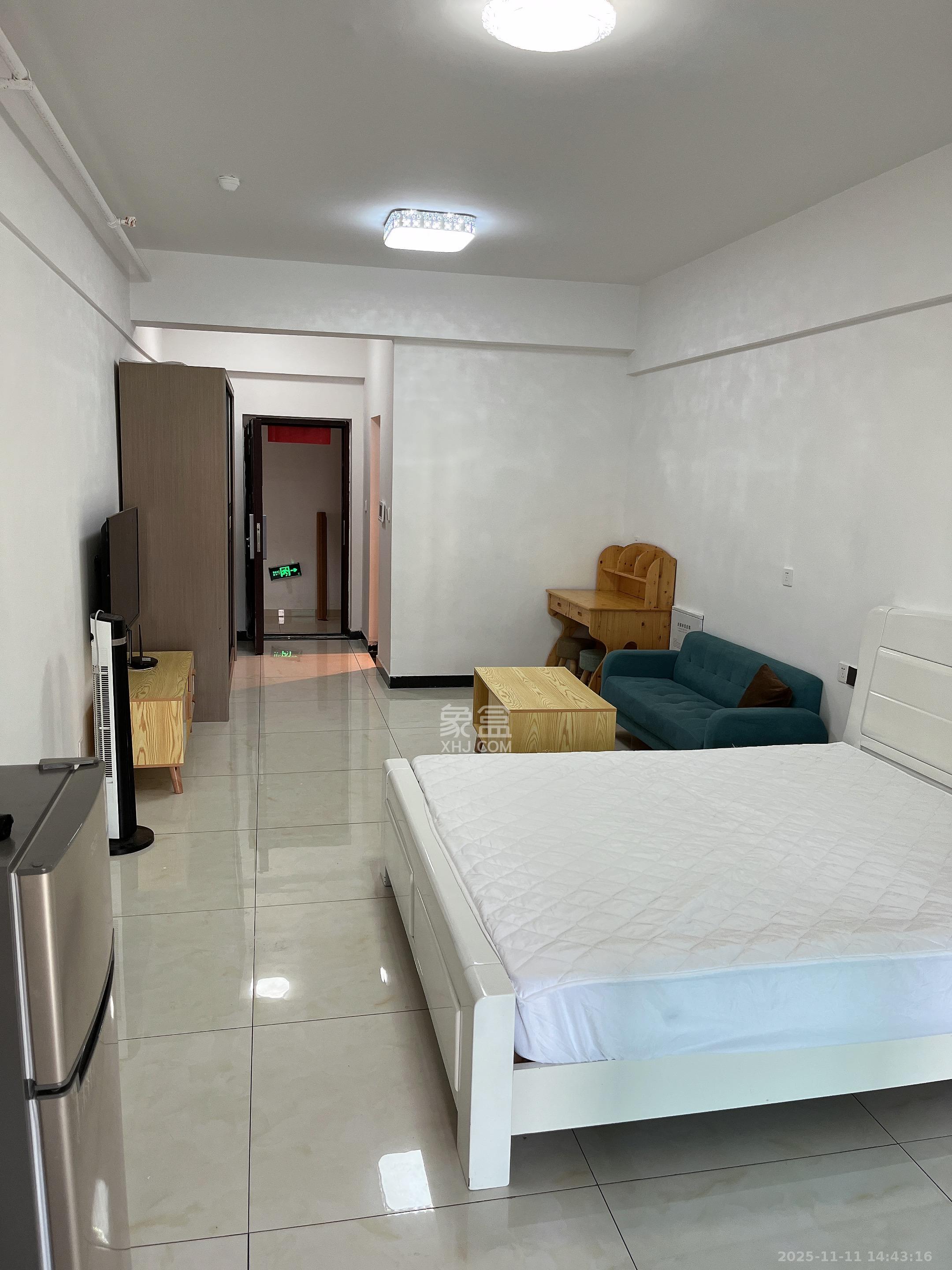 明发国际城  1室1厅1卫    1200.0元/月室内图