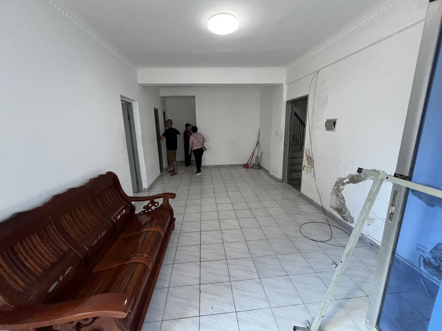 三优公寓  1室0厅0卫    62.0万客厅