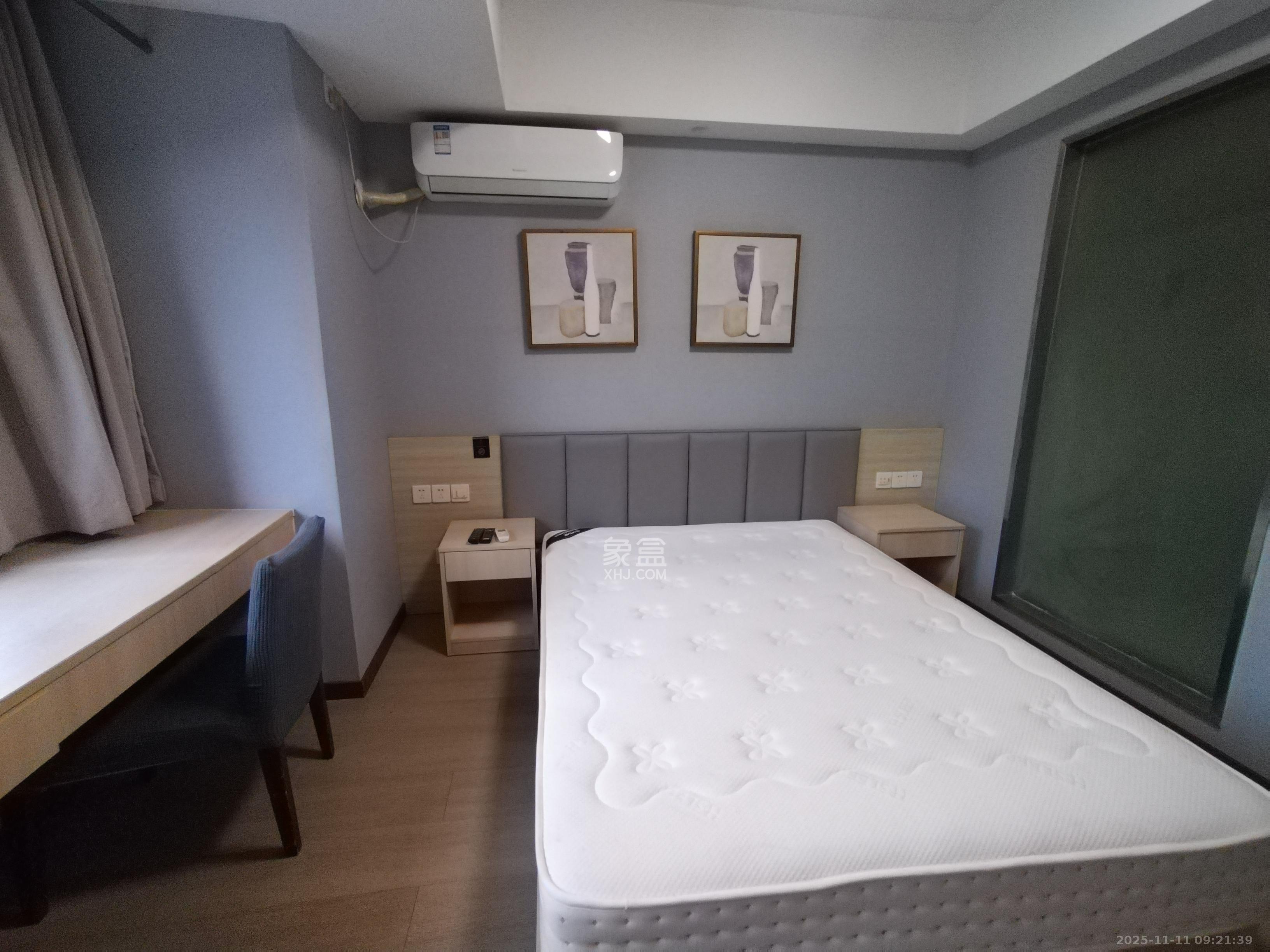 协信星澜汇  1室1厅1卫    1400.0元/月