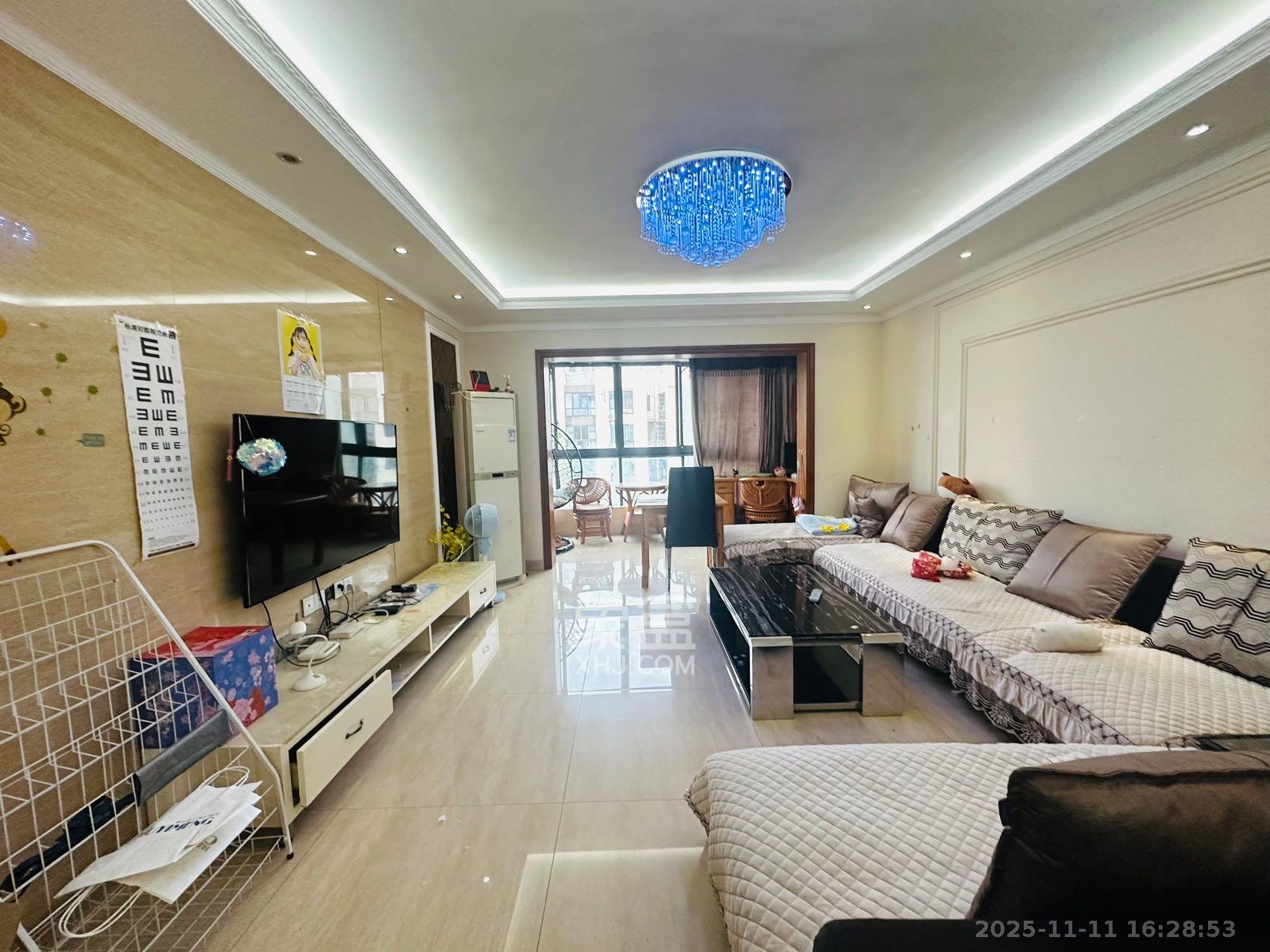 西子花苑  3室1厅1卫    3000.0元/月