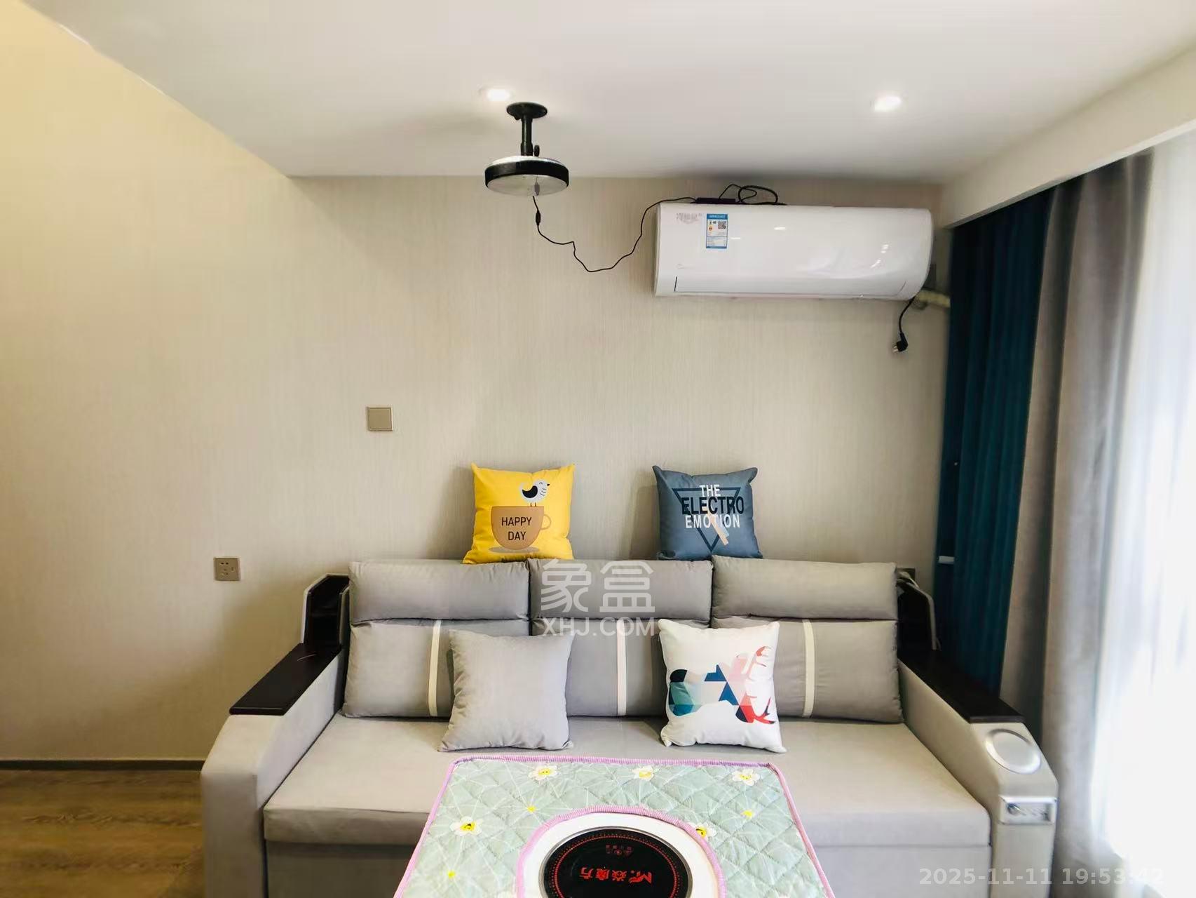 华远海蓝郡  2室2厅1卫    1680.0元/月室内图