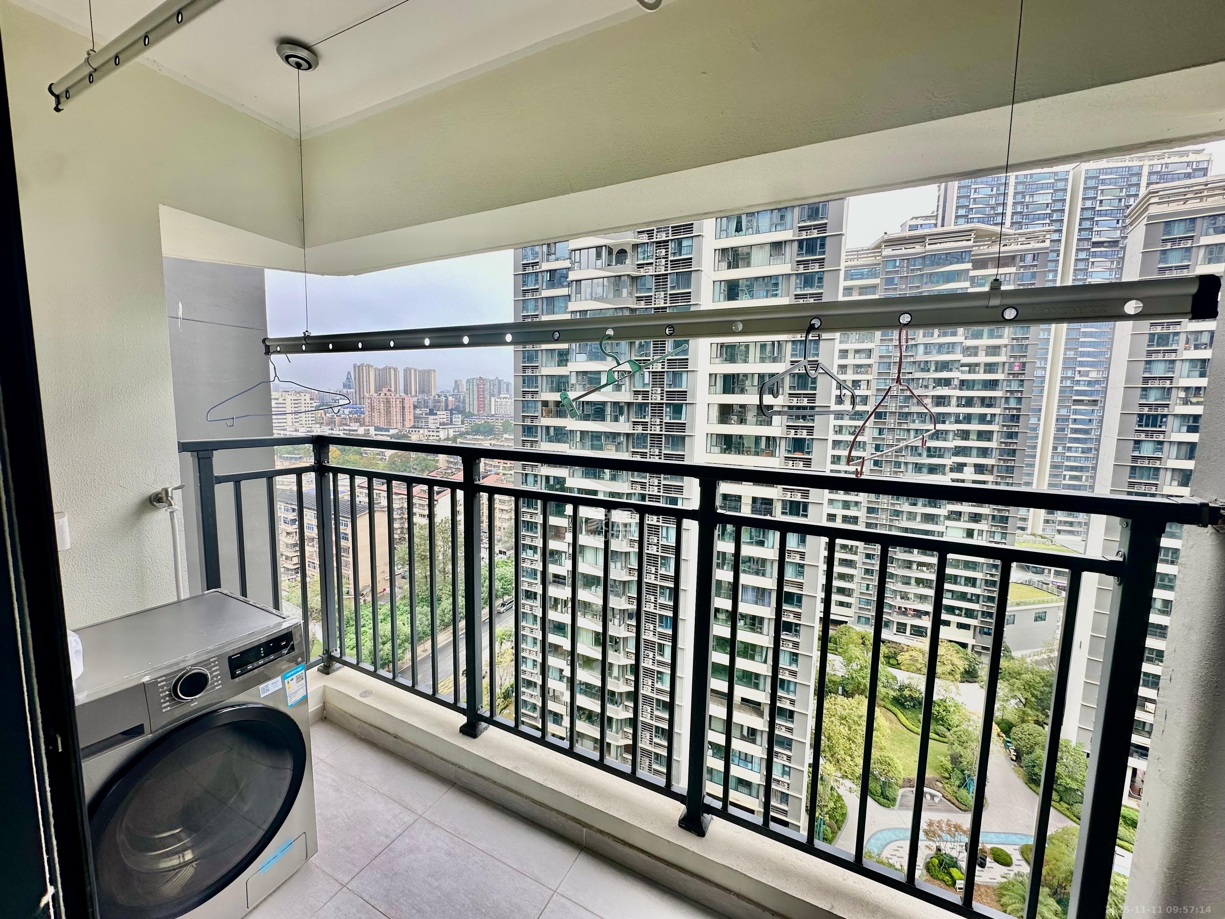 滨江府1913 4室2厅2卫 4800.0元/月 滨江府1913 4室2厅2卫 4800.0元/月室内图