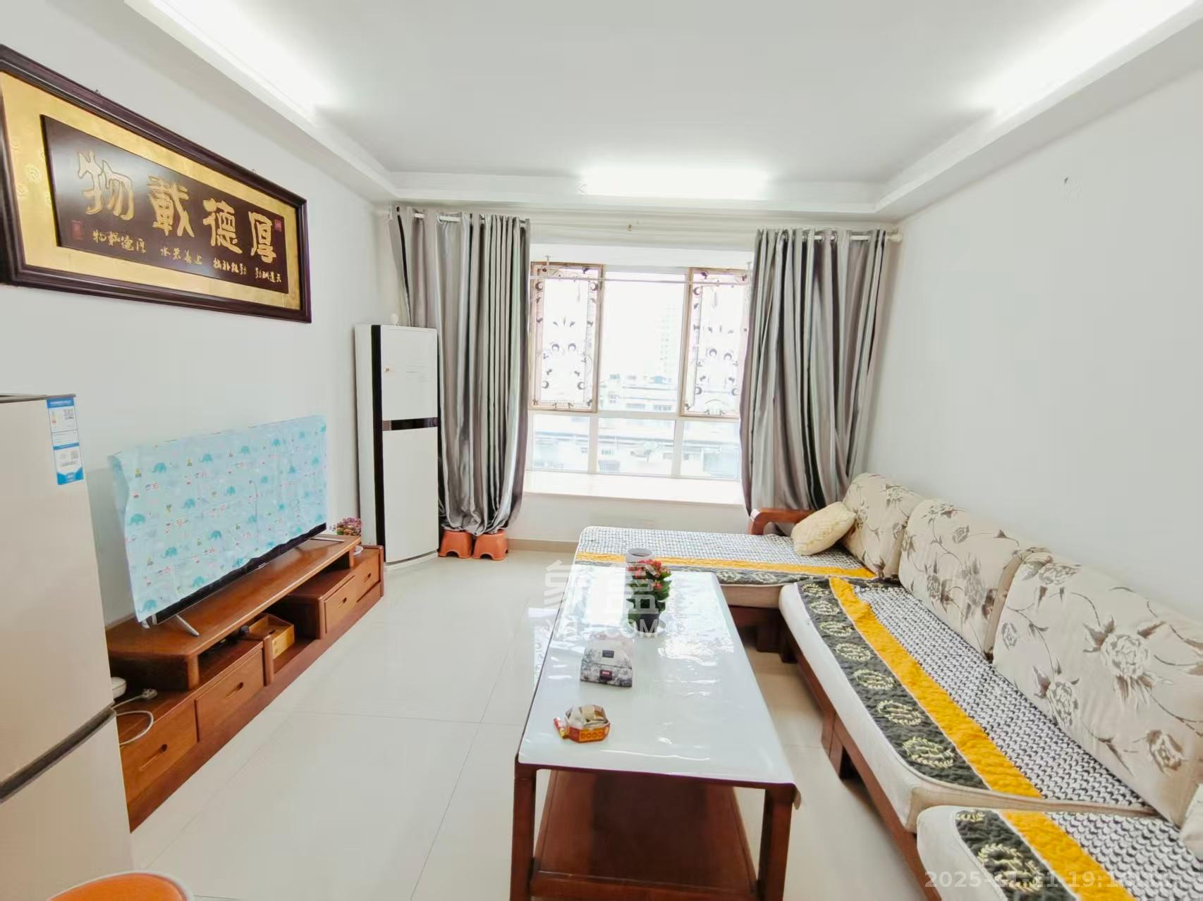 凯乐国际城  2室2厅1卫    2200.0元/月室内图