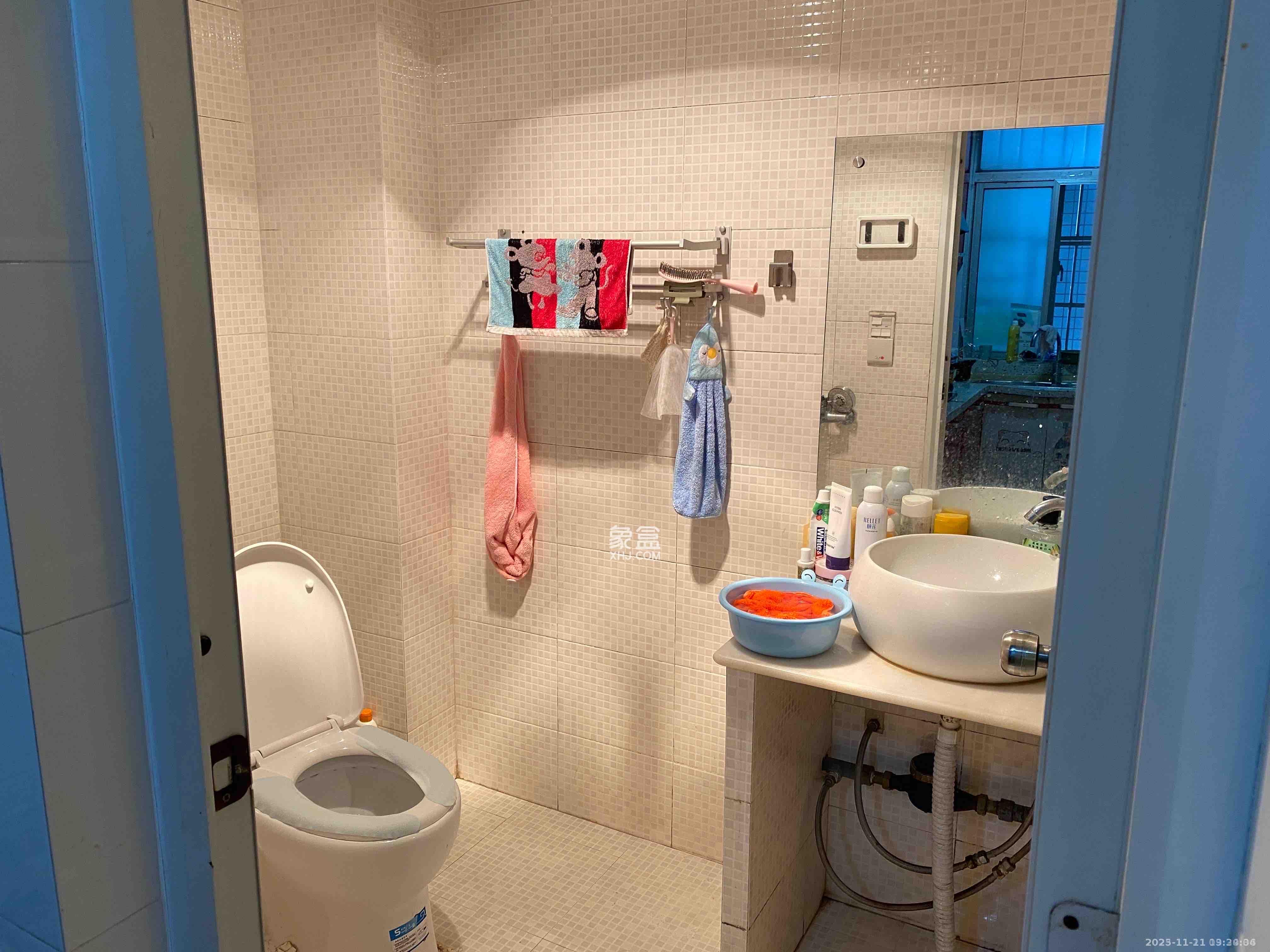 东方新世界  1室1厅1卫    1500.0元/月室内图