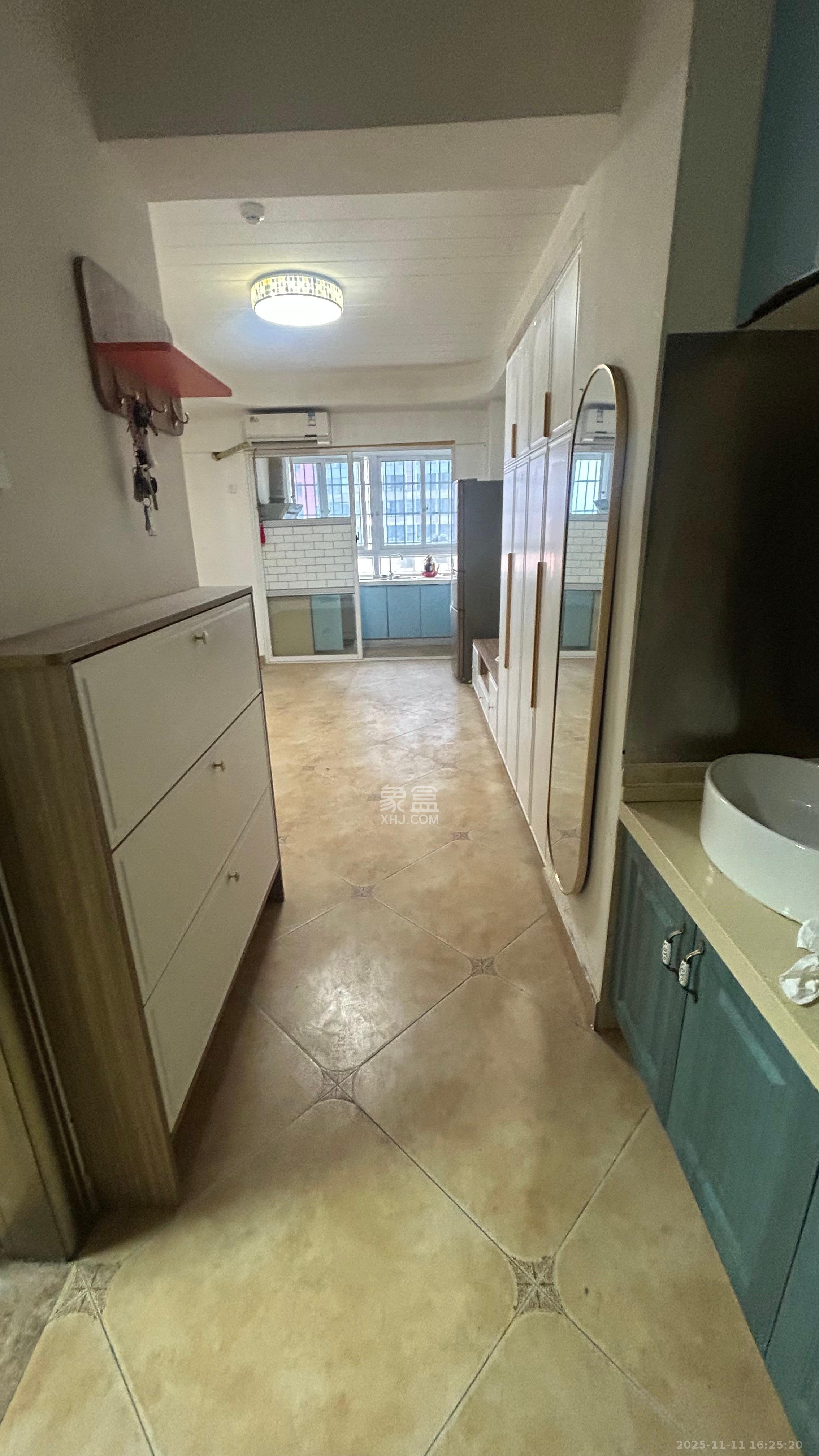 五矿紫湖香醍 1室1厅1卫 1100.0元/月 五矿紫湖香醍 1室1厅1卫 1100.0元/月室内图