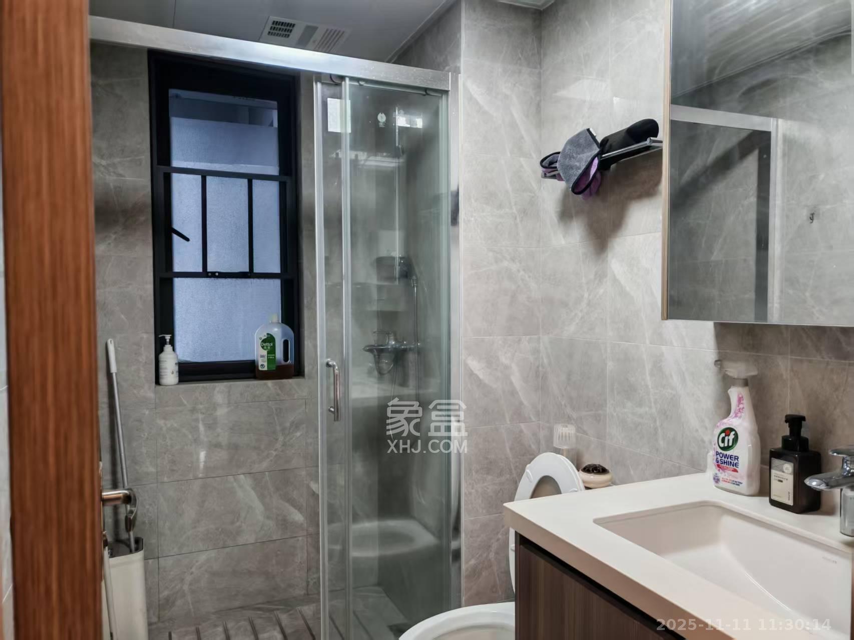 中海阅麓山一期 3室2厅2卫 3000.0元/月 中海阅麓山一期 3室2厅2卫 3000.0元/月室内图