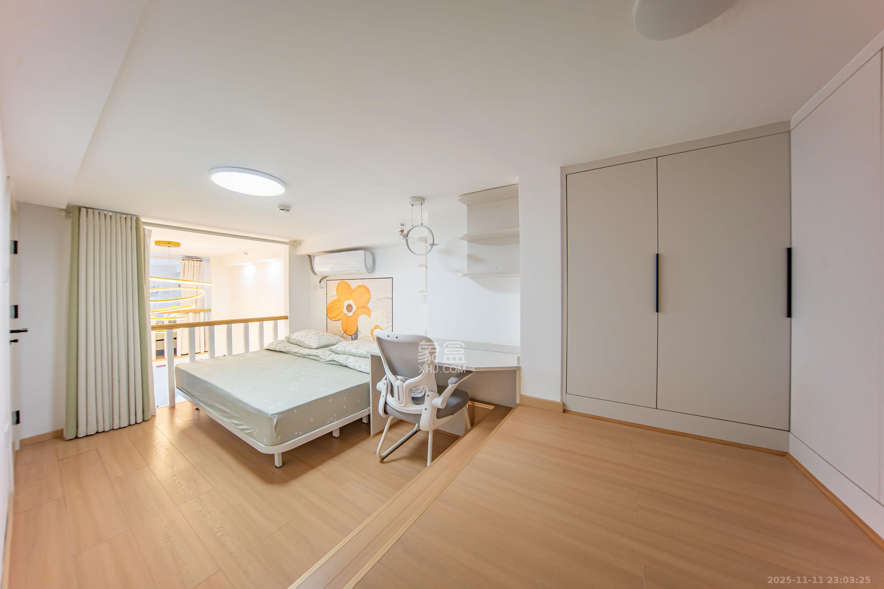 奥克斯滨仕花园(奥克斯洋湖广场/奥克斯中心) 2室2厅2卫 55.0万 奥克斯滨仕花园(奥克斯洋湖广场/奥克斯中心) 2室2厅2卫 55.0万卧室