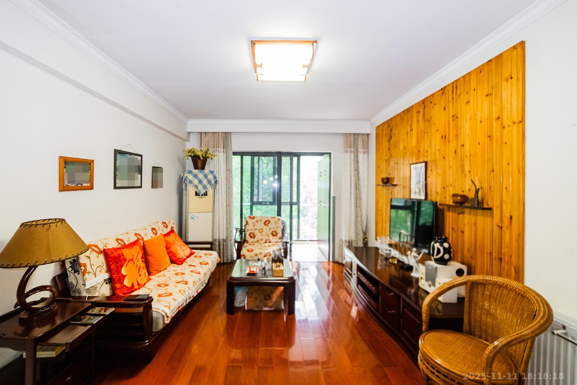 珠江花城二期扶水岸  1室2厅1卫    70.0万