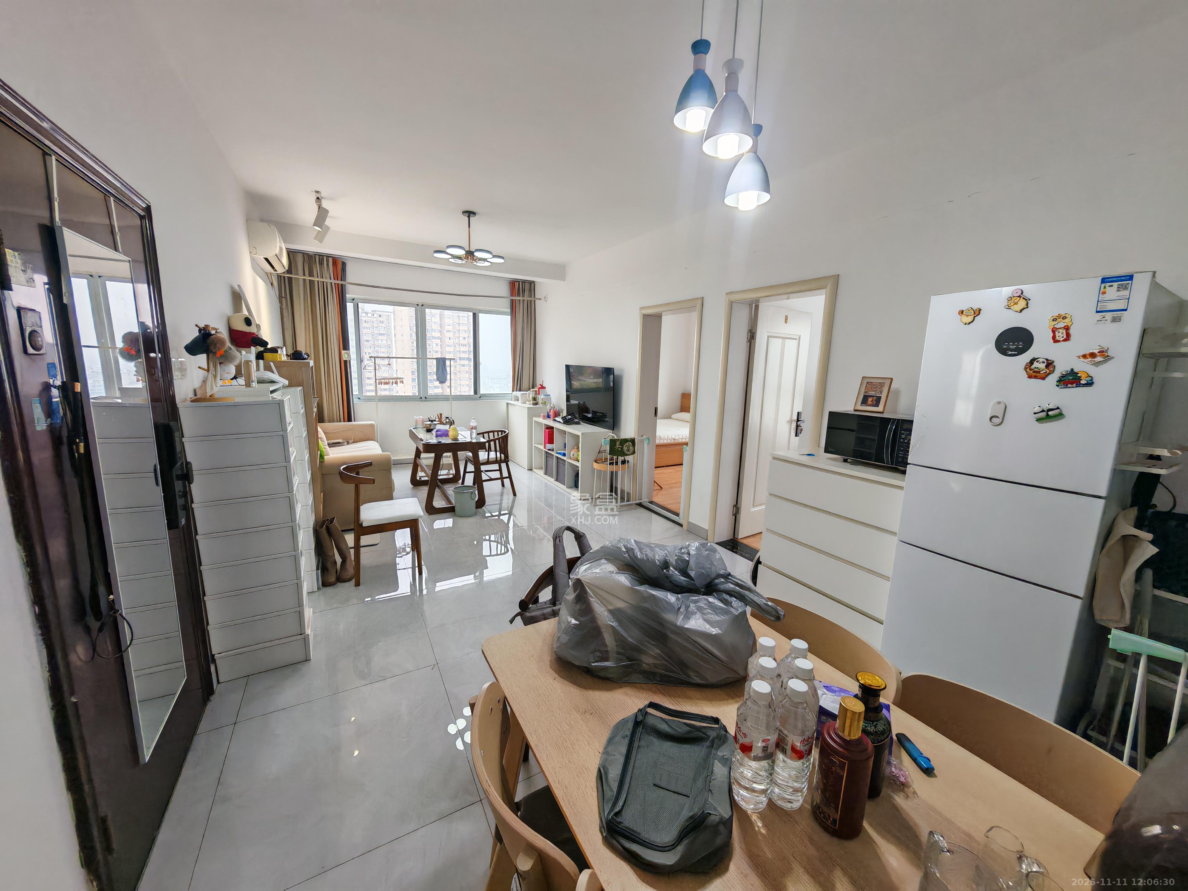 颐美会现代城  1室1厅1卫    3000.0元/月室内图