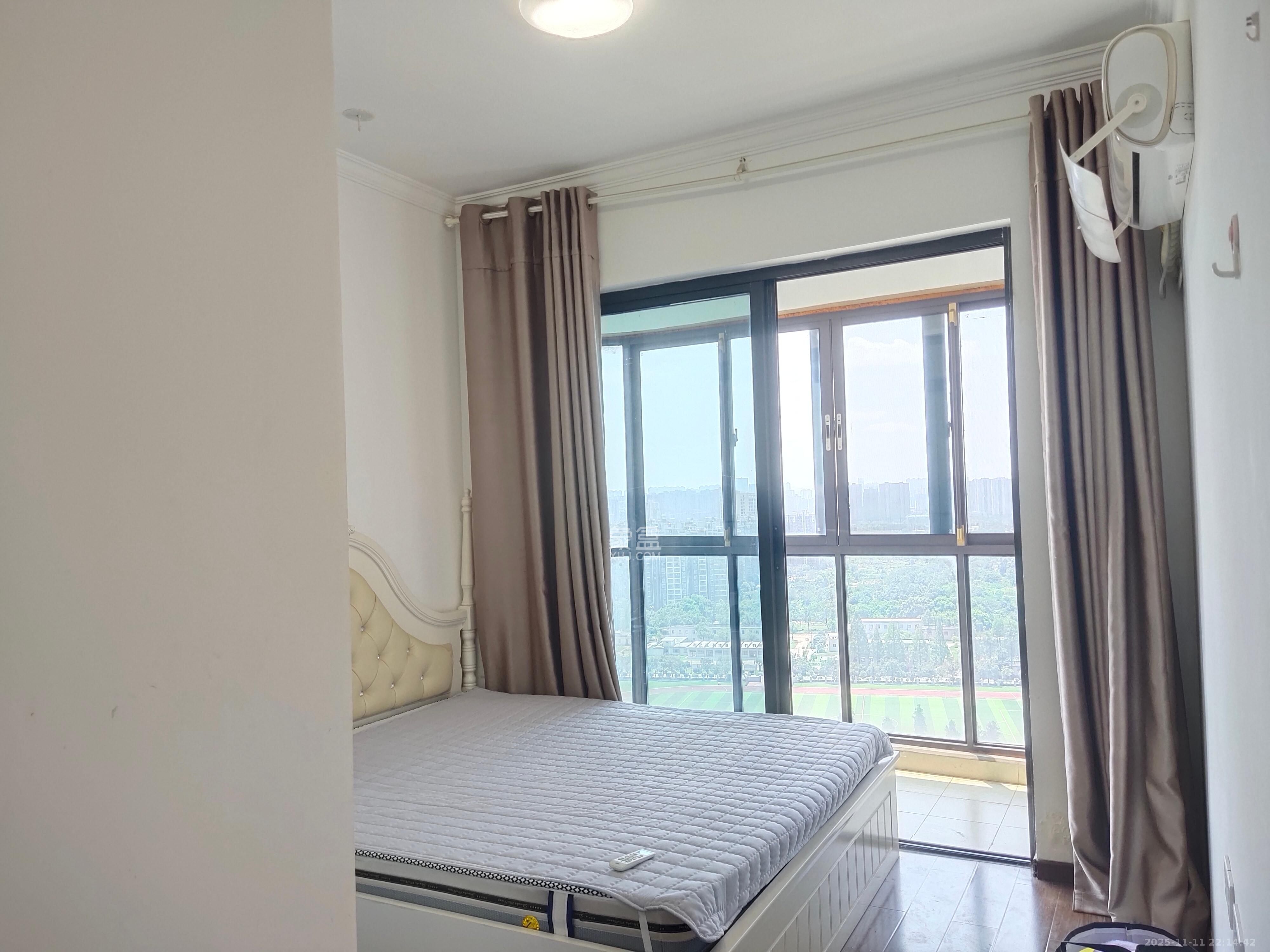 旺德府恺悦国际  3室2厅2卫    2400.0元/月室内图