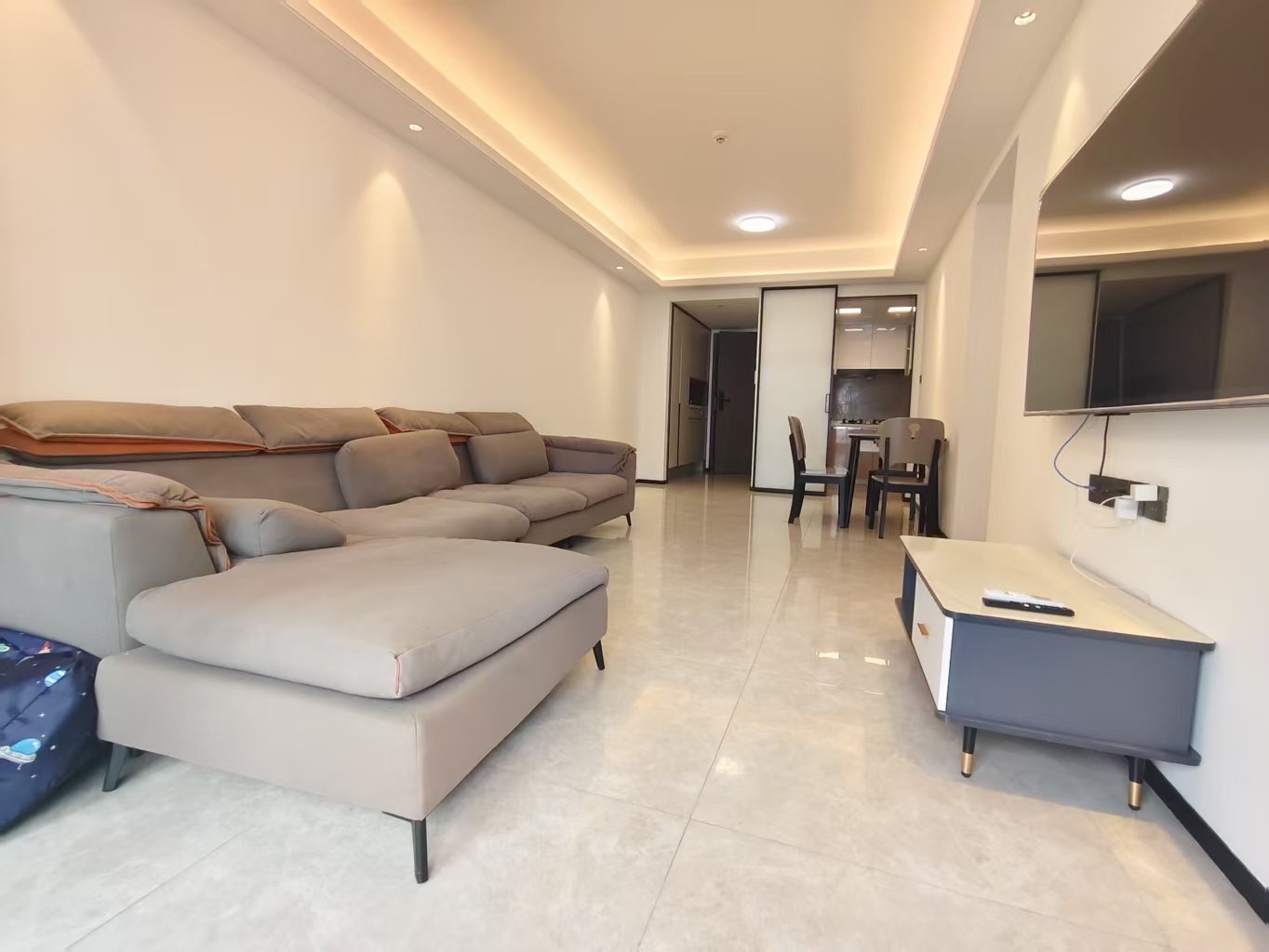 华润海口时光里  3室2厅2卫    3500.0元/月室内图