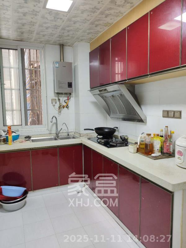 山水湾  2室2厅1卫    1600.0元/月室内图