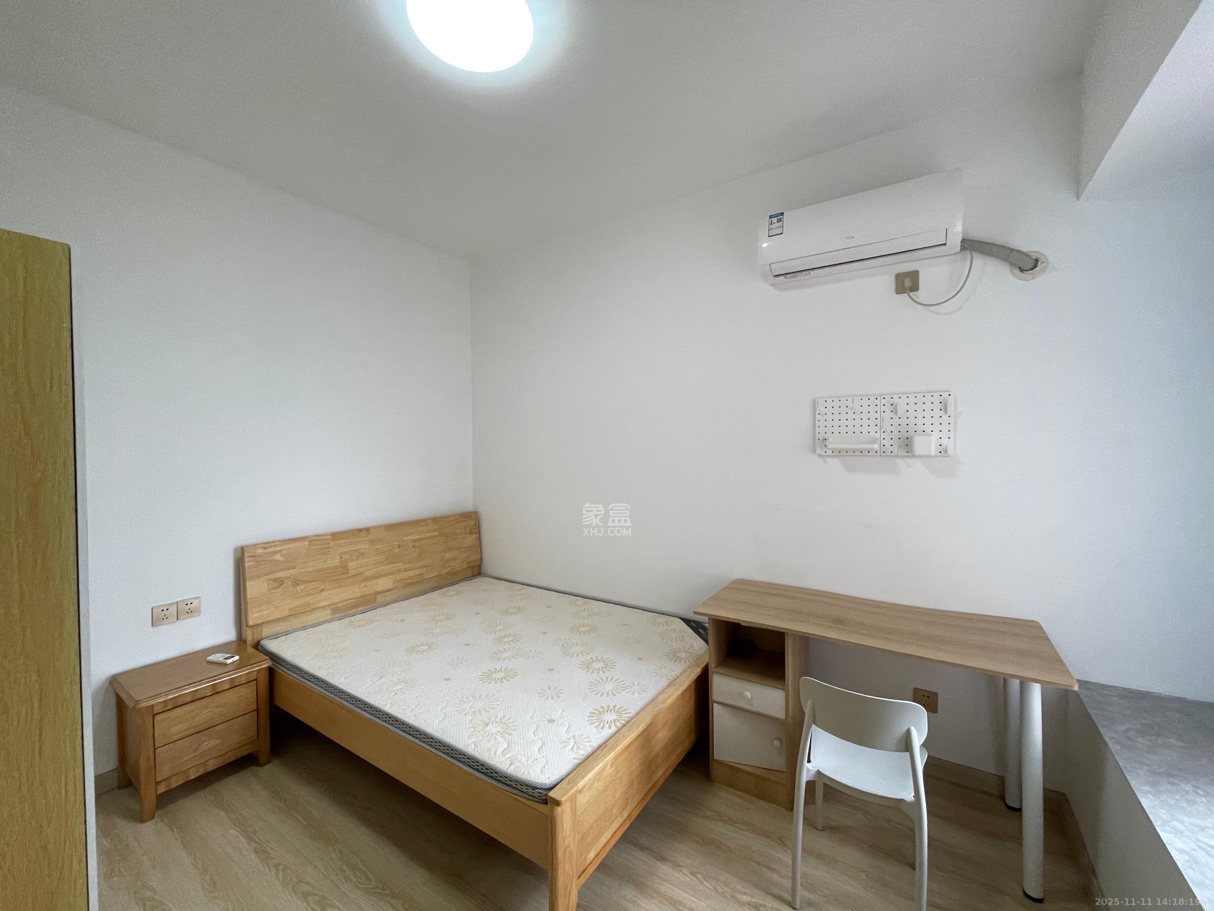 盛世耀凯  2室2厅1卫    2400.0元/月室内图